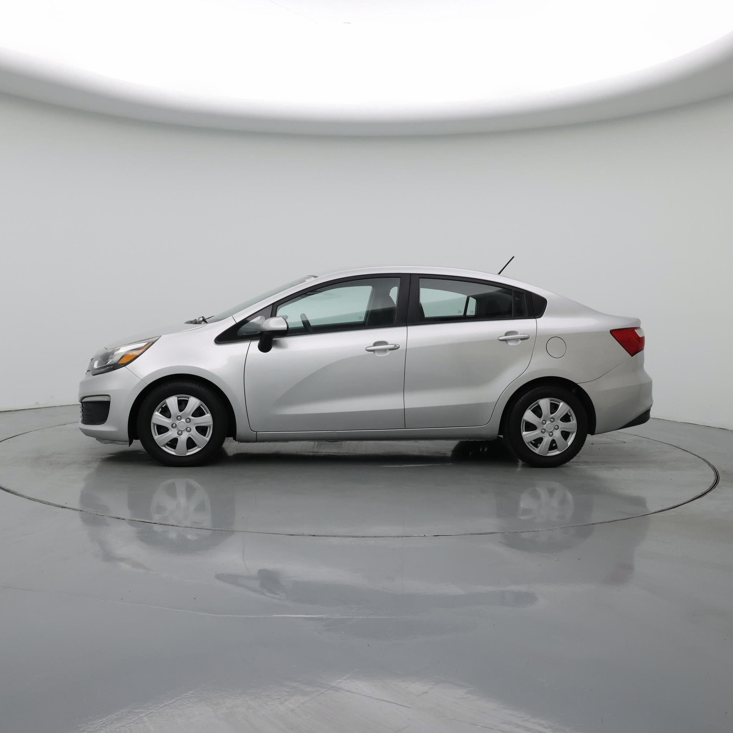 Thumbnail: 2017 Kia Rio - 3