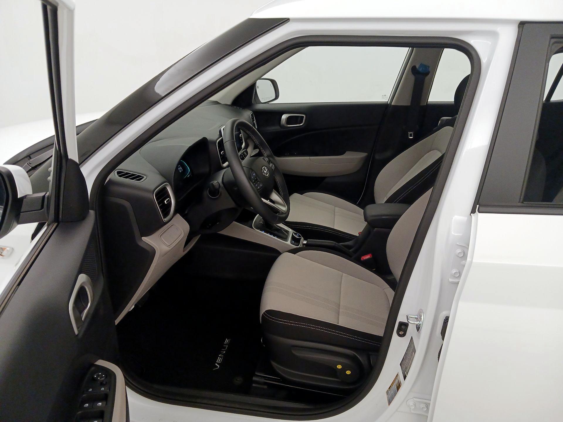 Thumbnail: 2026 Hyundai Venue - 11