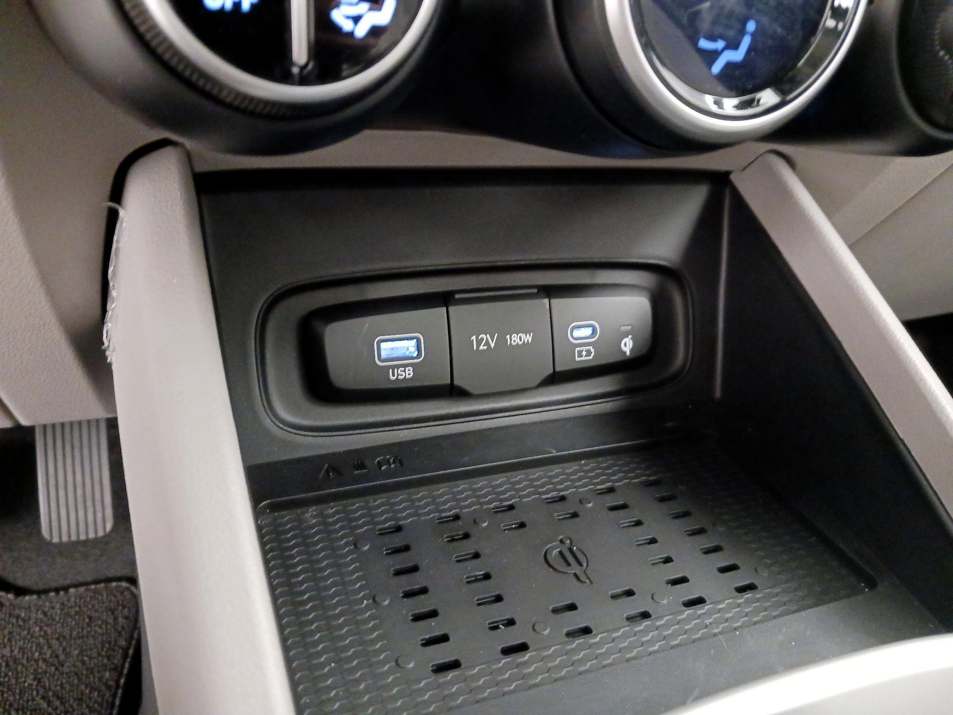 Thumbnail: 2026 Hyundai Venue - 18