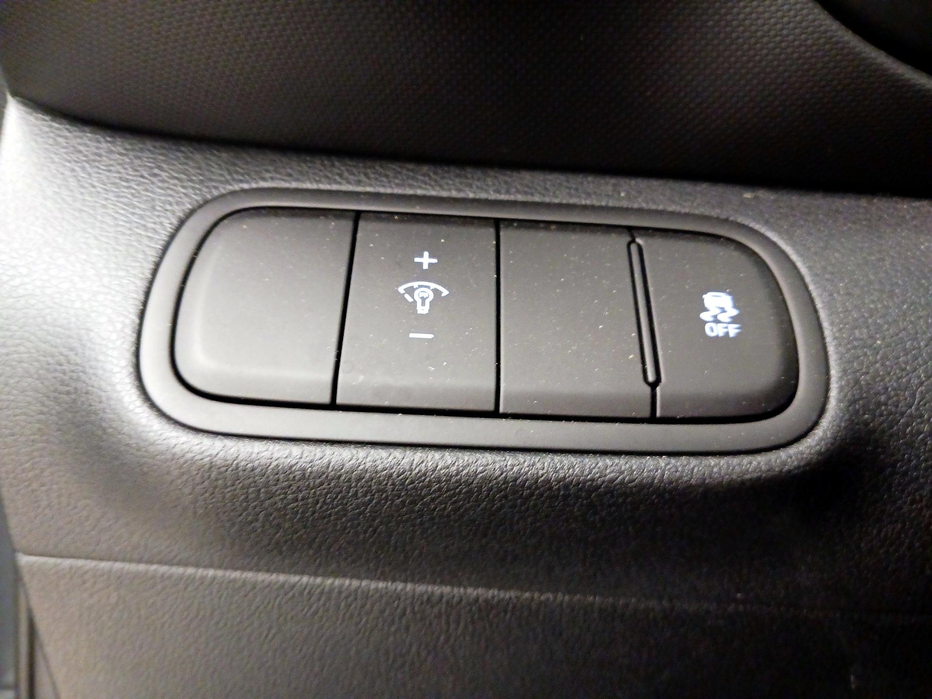 Thumbnail: 2026 Hyundai Venue - 13