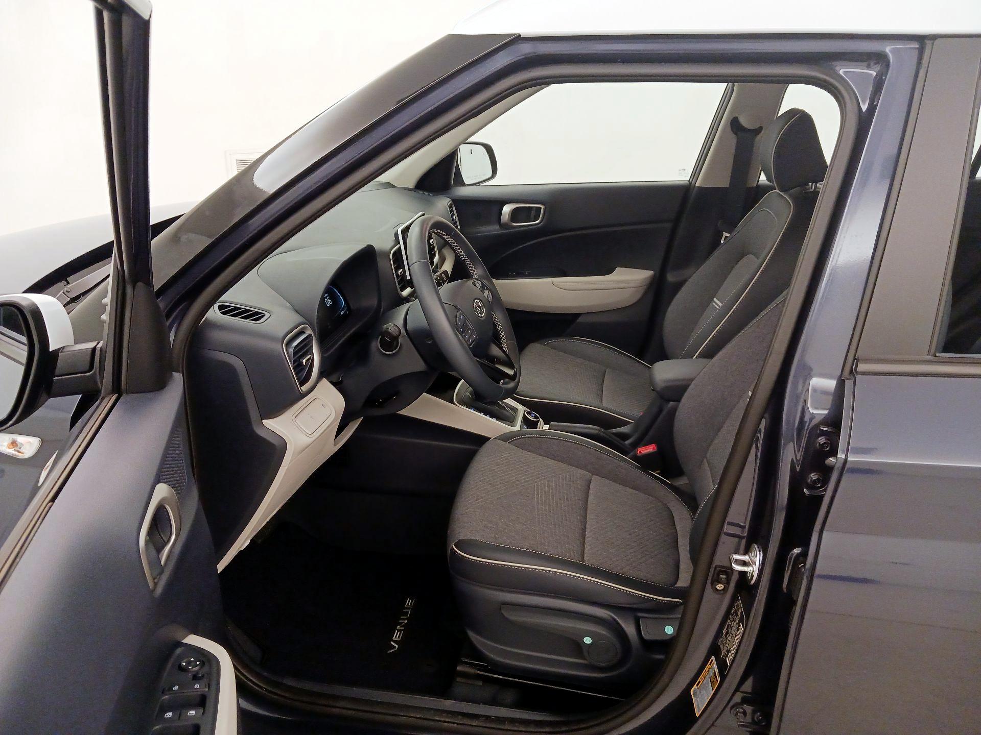 Thumbnail: 2026 Hyundai Venue - 11