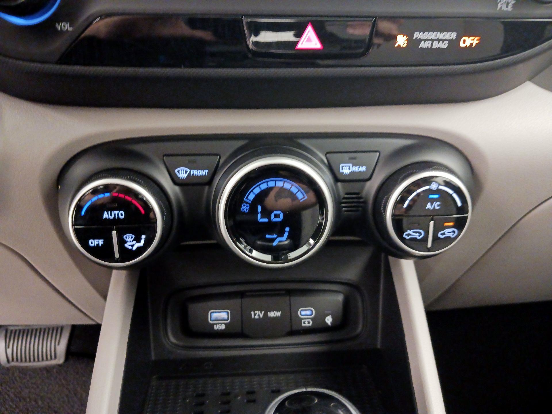 Thumbnail: 2026 Hyundai Venue - 16