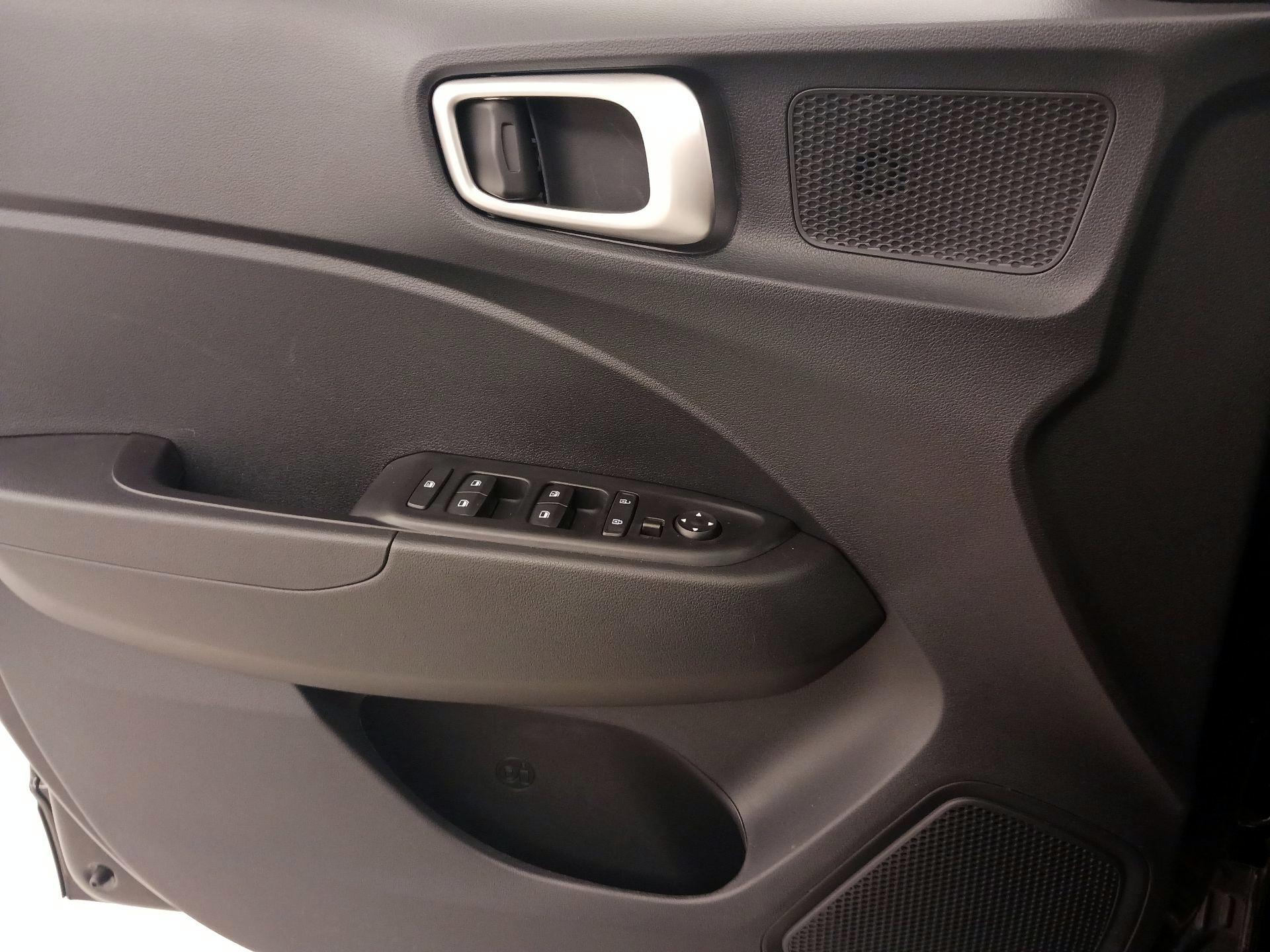 Thumbnail: 2026 Hyundai Venue - 12