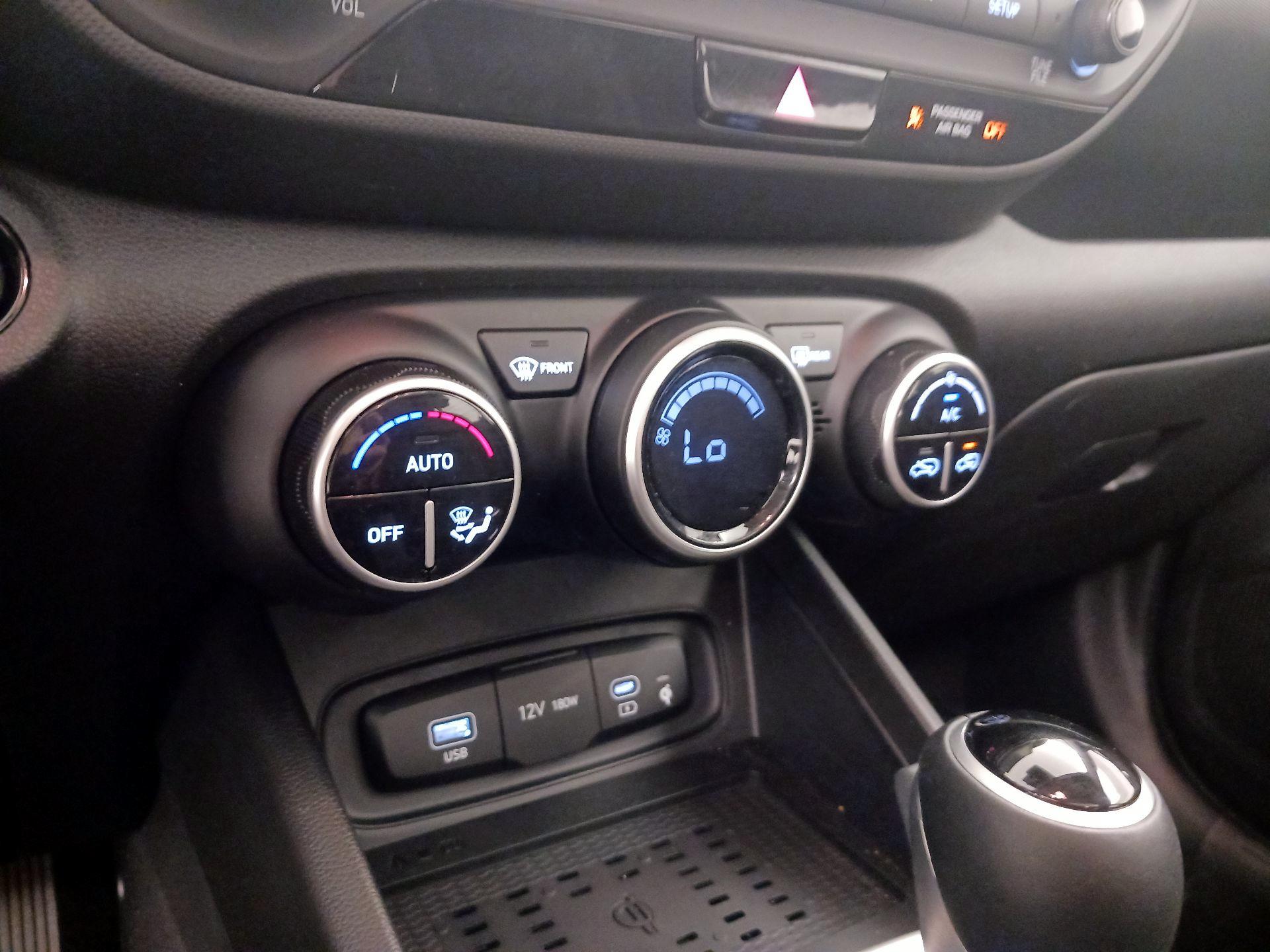 Thumbnail: 2026 Hyundai Venue - 16