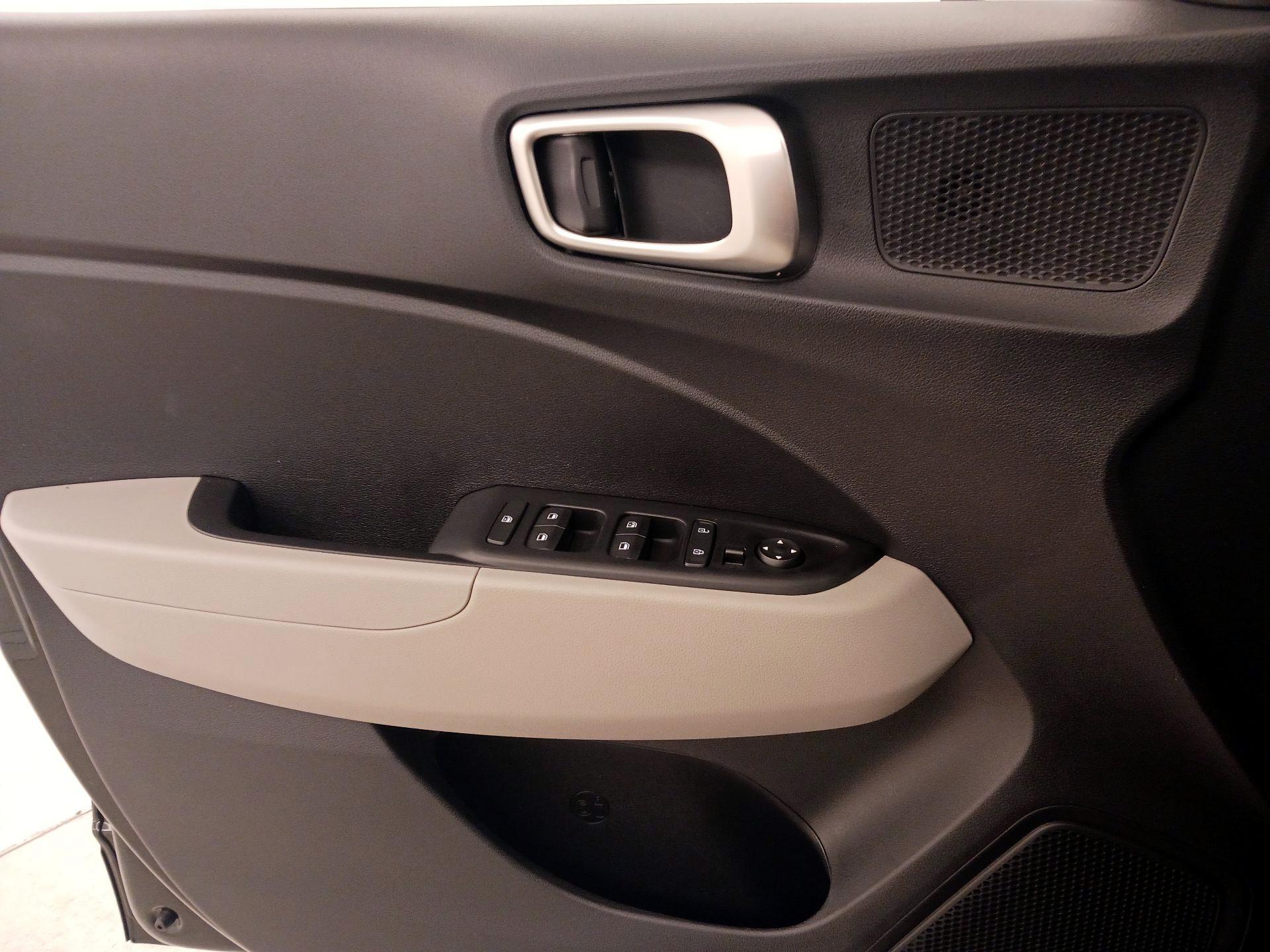 Thumbnail: 2026 Hyundai Venue - 12