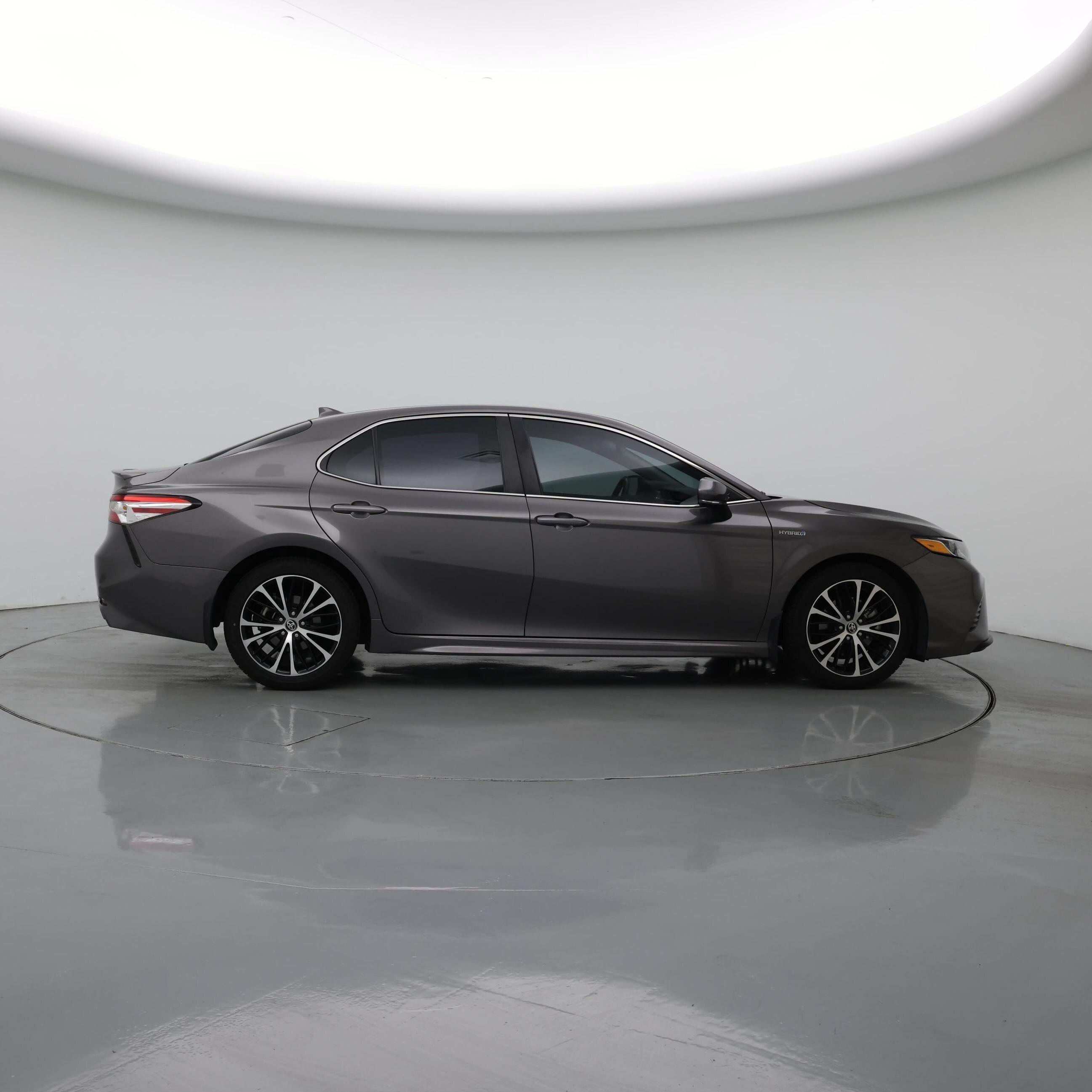 Thumbnail: 2020 Toyota Camry - 7