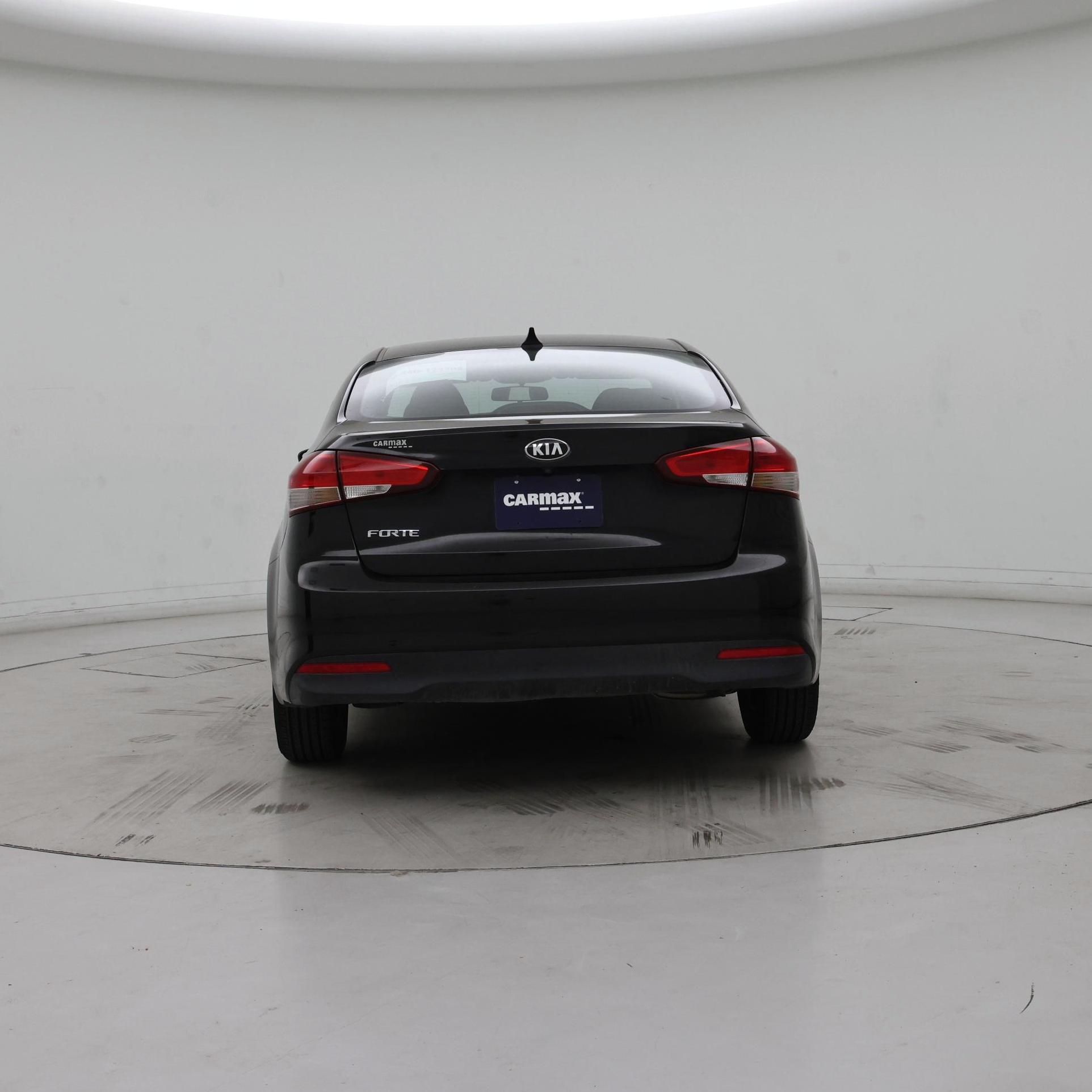 Thumbnail: 2018 Kia Forte - 6