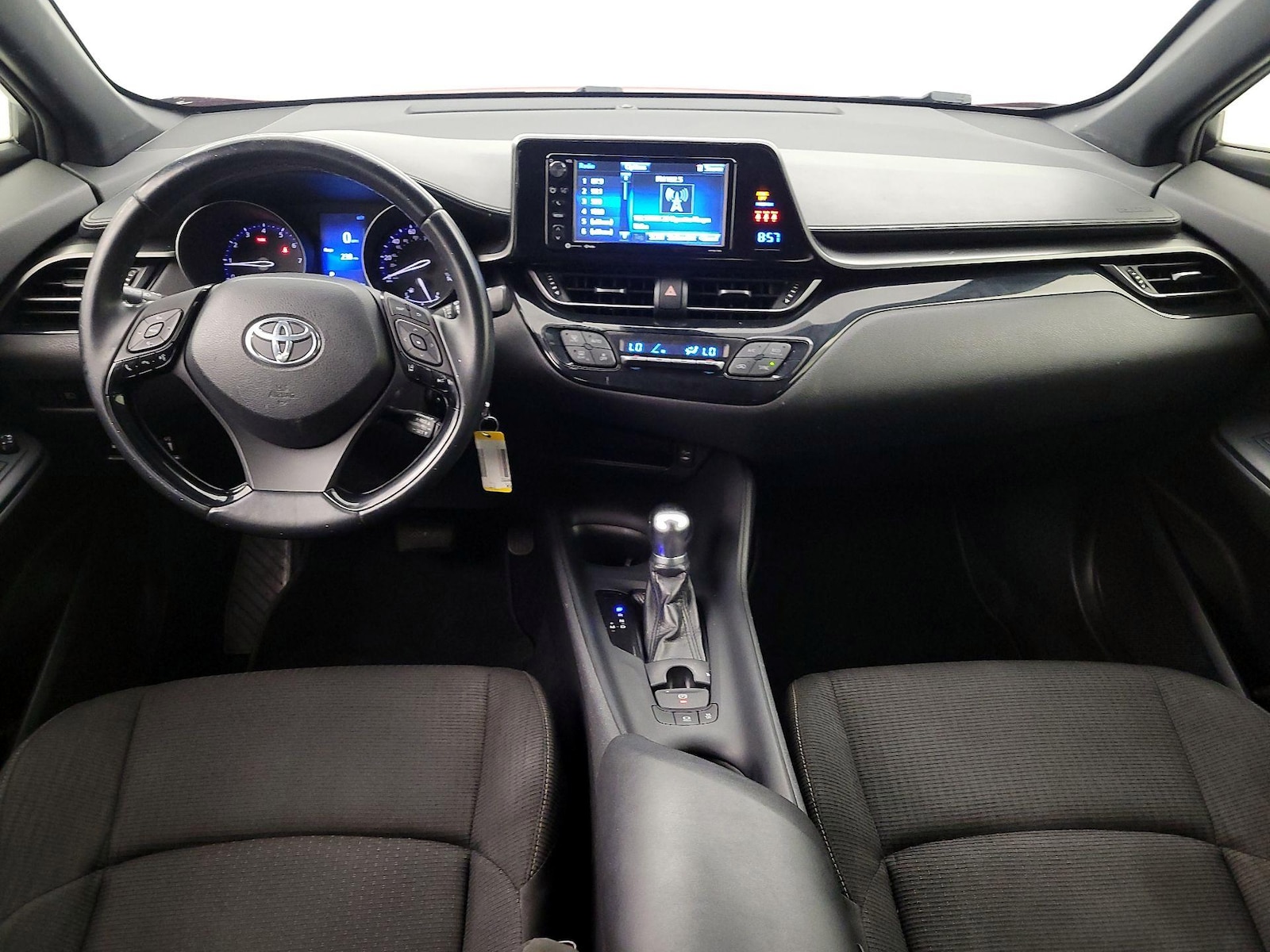 2018 Toyota C-HR XLE - Photo 10