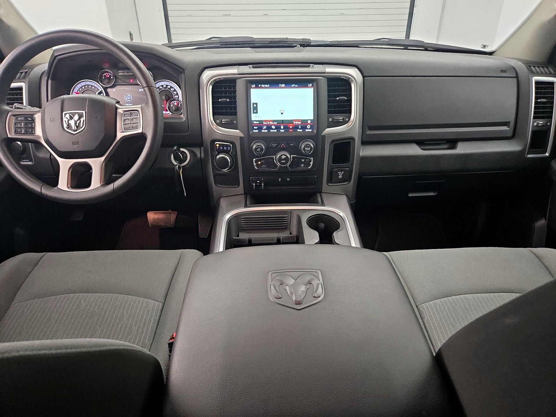 Thumbnail: 2023 RAM 1500 Classic - 9