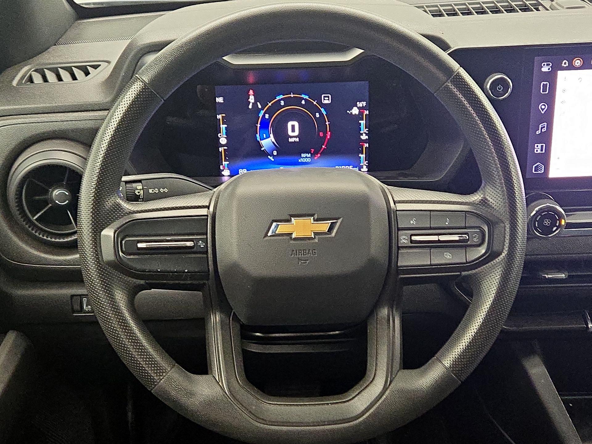 Thumbnail: 2023 Chevrolet Colorado - 10