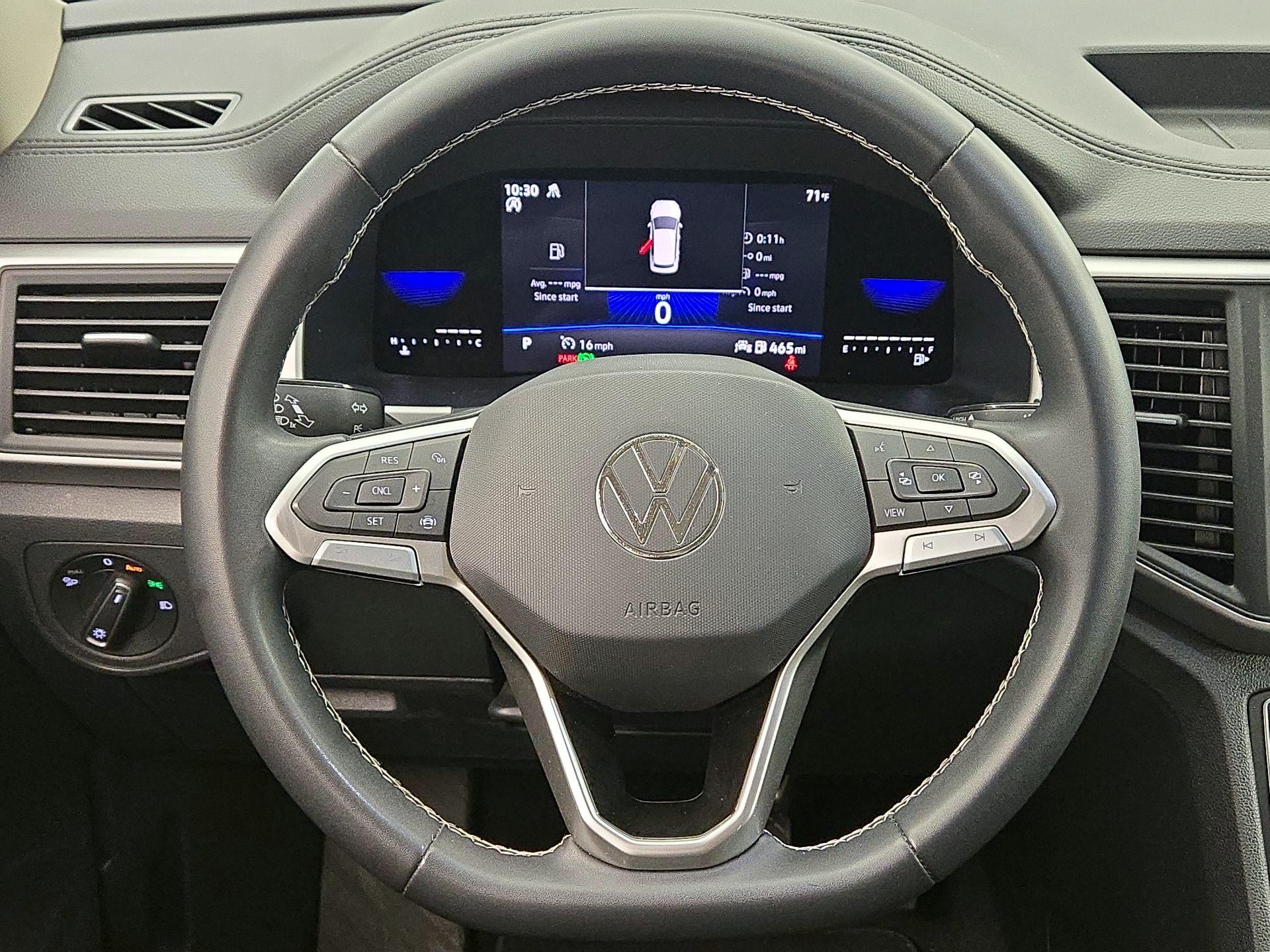 Thumbnail: 2023 Volkswagen Atlas - 10