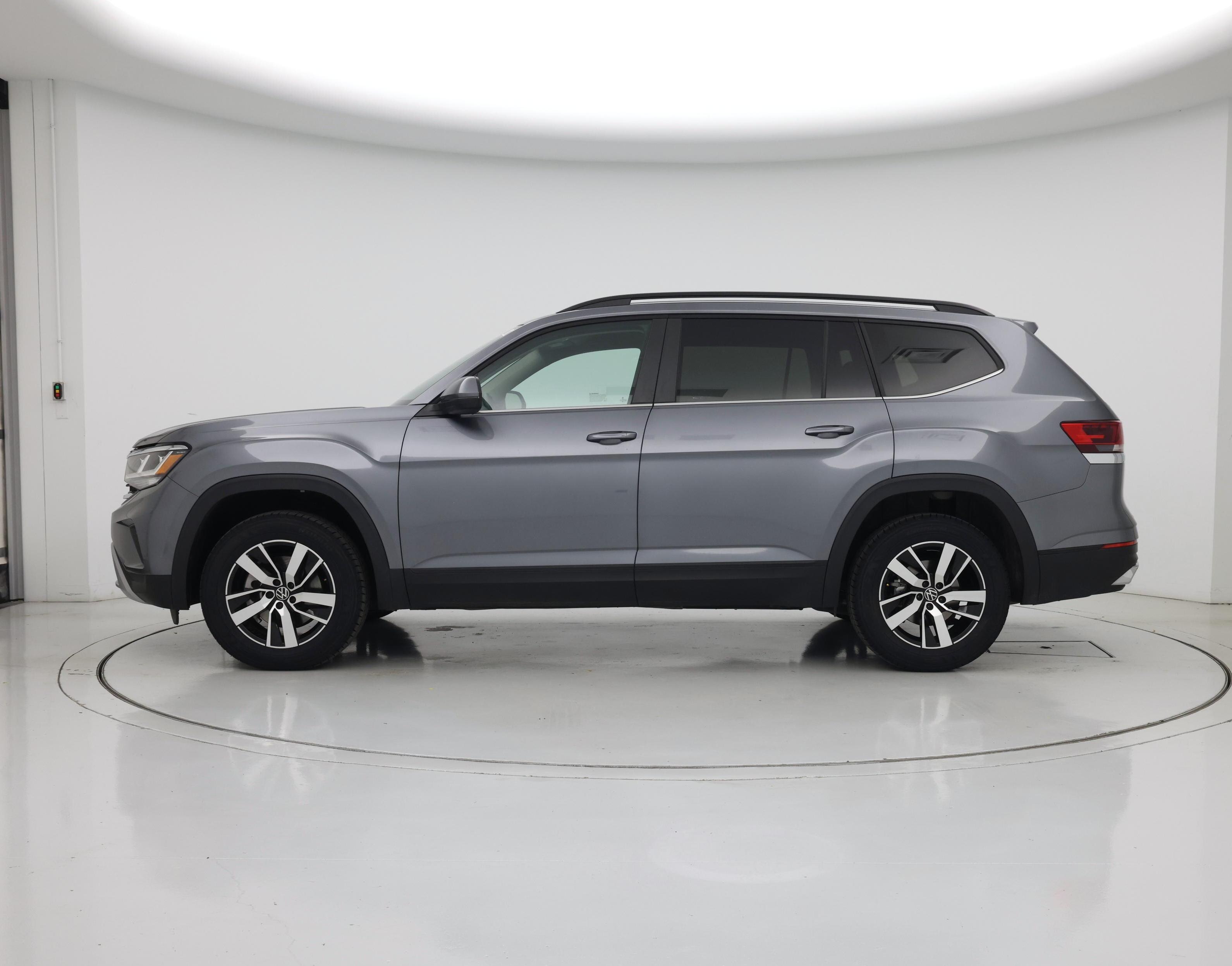 Thumbnail: 2023 Volkswagen Atlas - 3