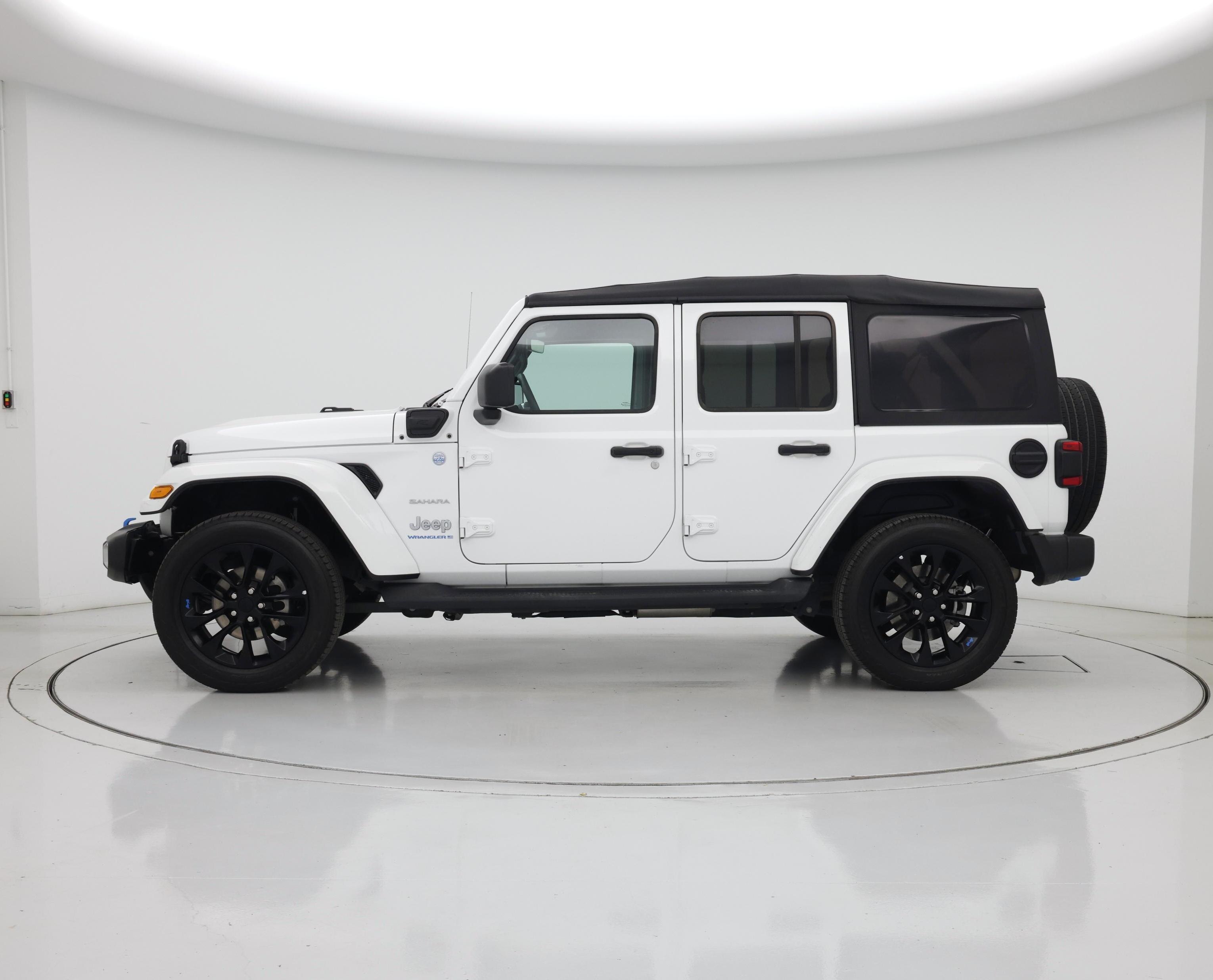Thumbnail: 2023 Jeep Wrangler - 3