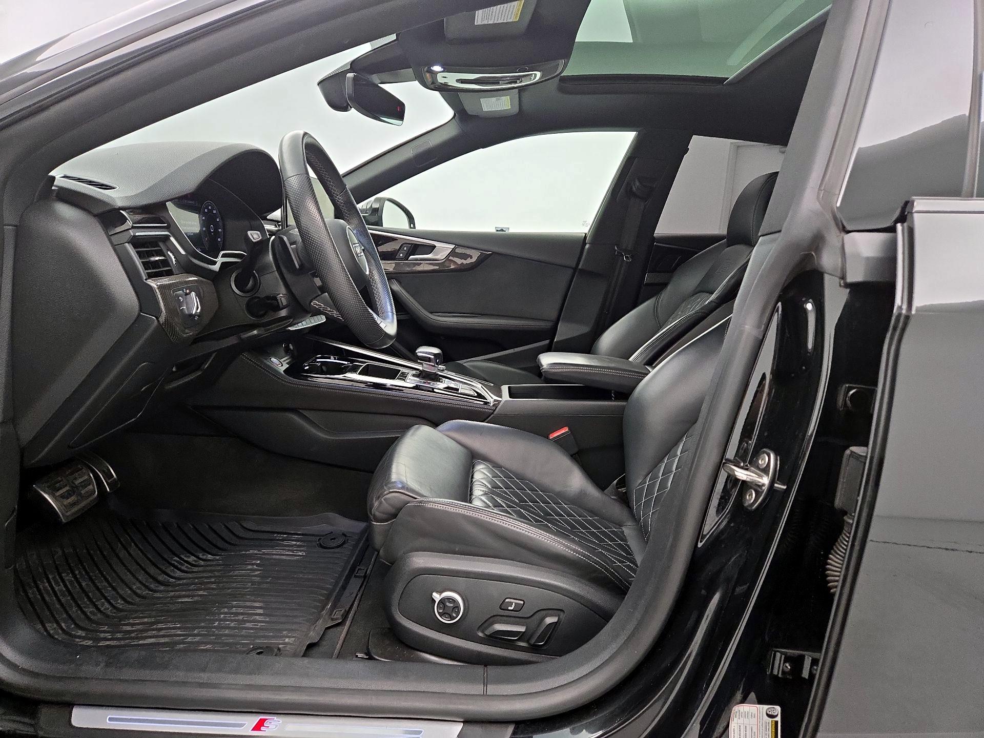 Thumbnail: 2022 Audi S5 - 11