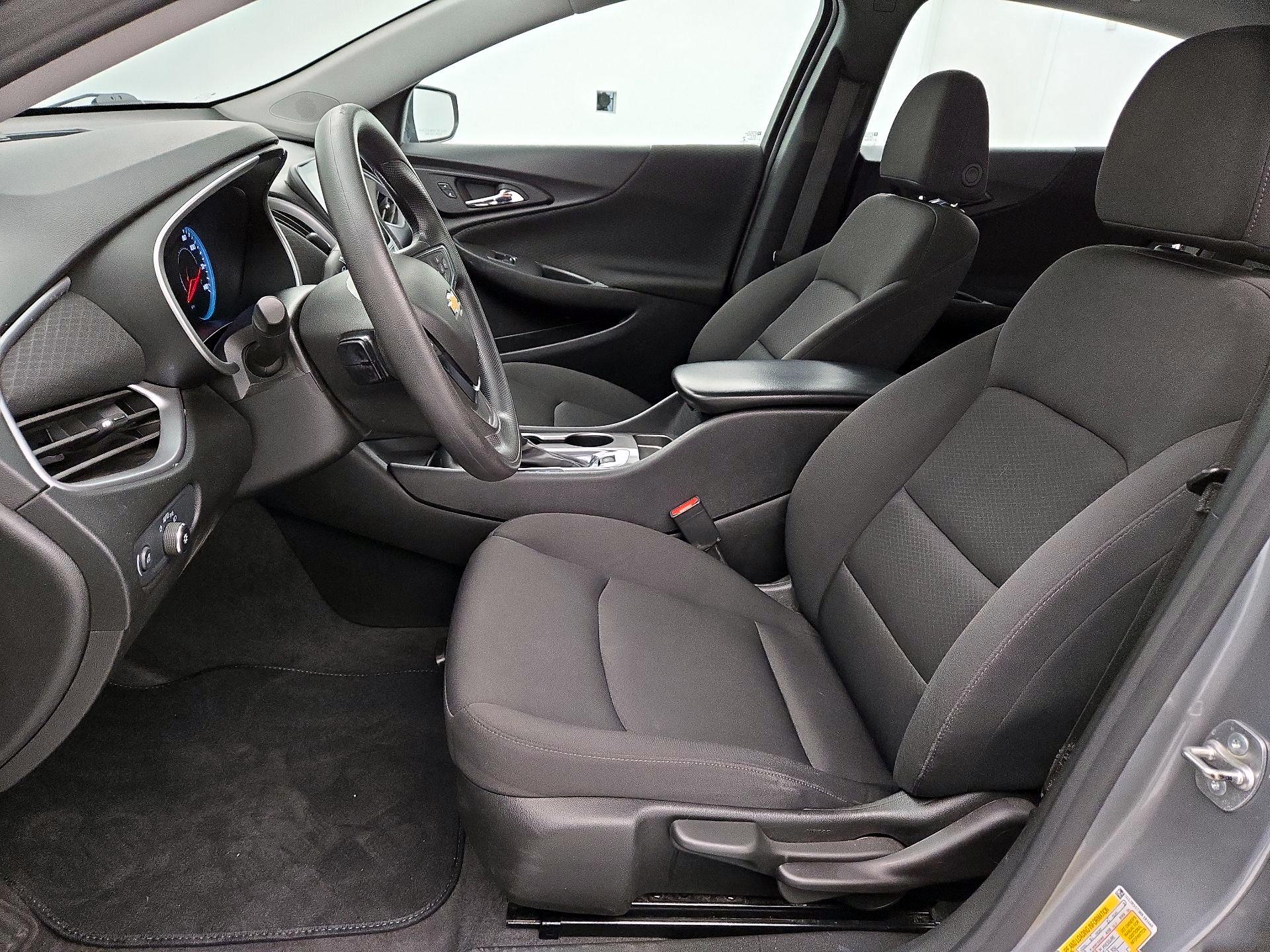 Thumbnail: 2024 Chevrolet Malibu - 11