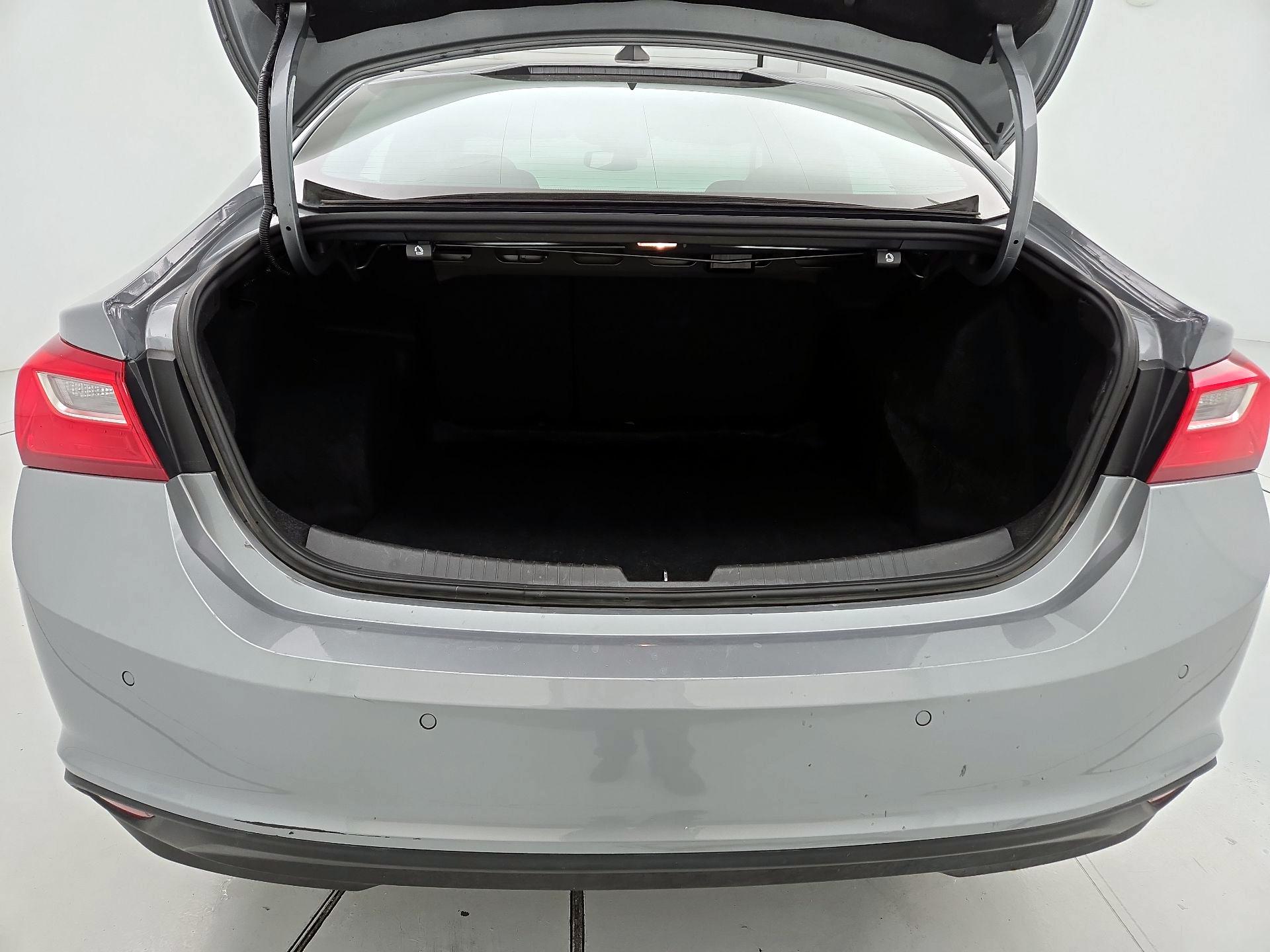Thumbnail: 2024 Chevrolet Malibu - 20