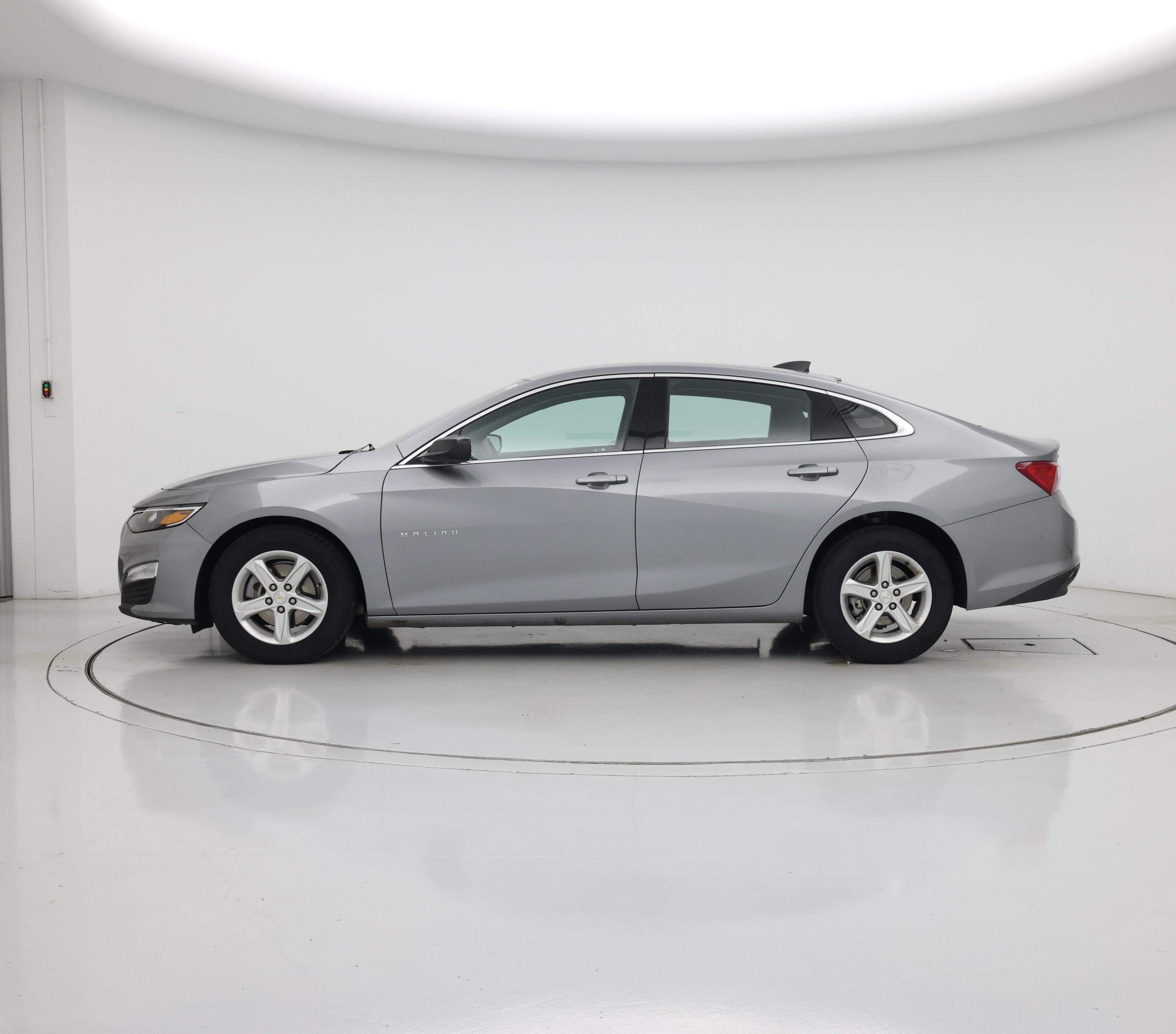 Thumbnail: 2024 Chevrolet Malibu - 3