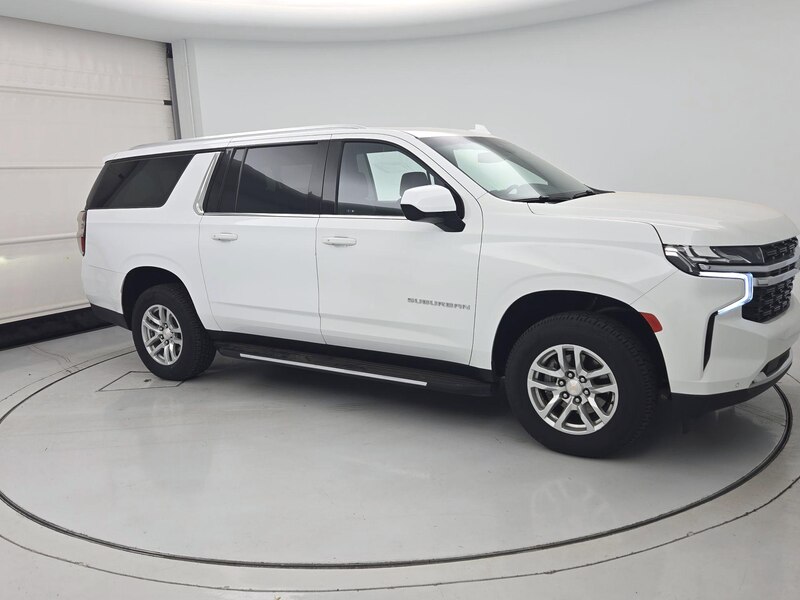 2024 Chevrolet Suburban 1500 LT