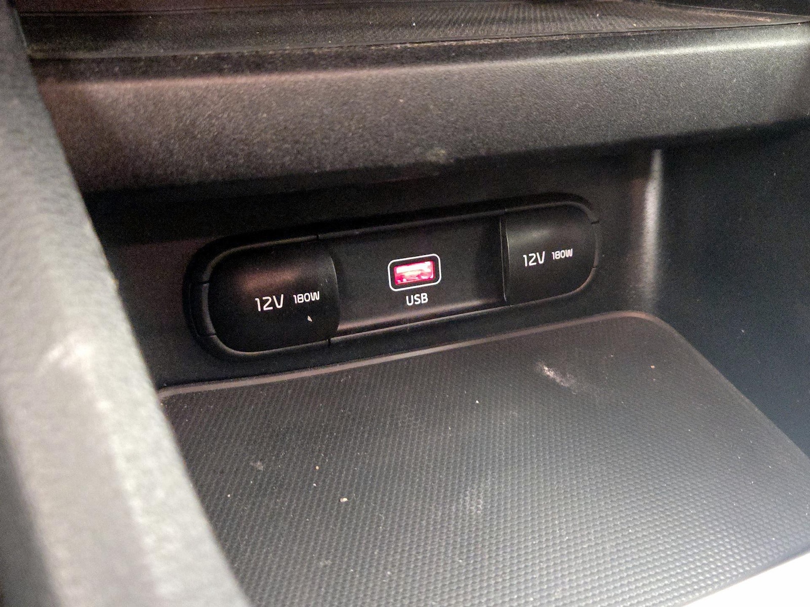 2023 Kia Forte LXS - Photo 19