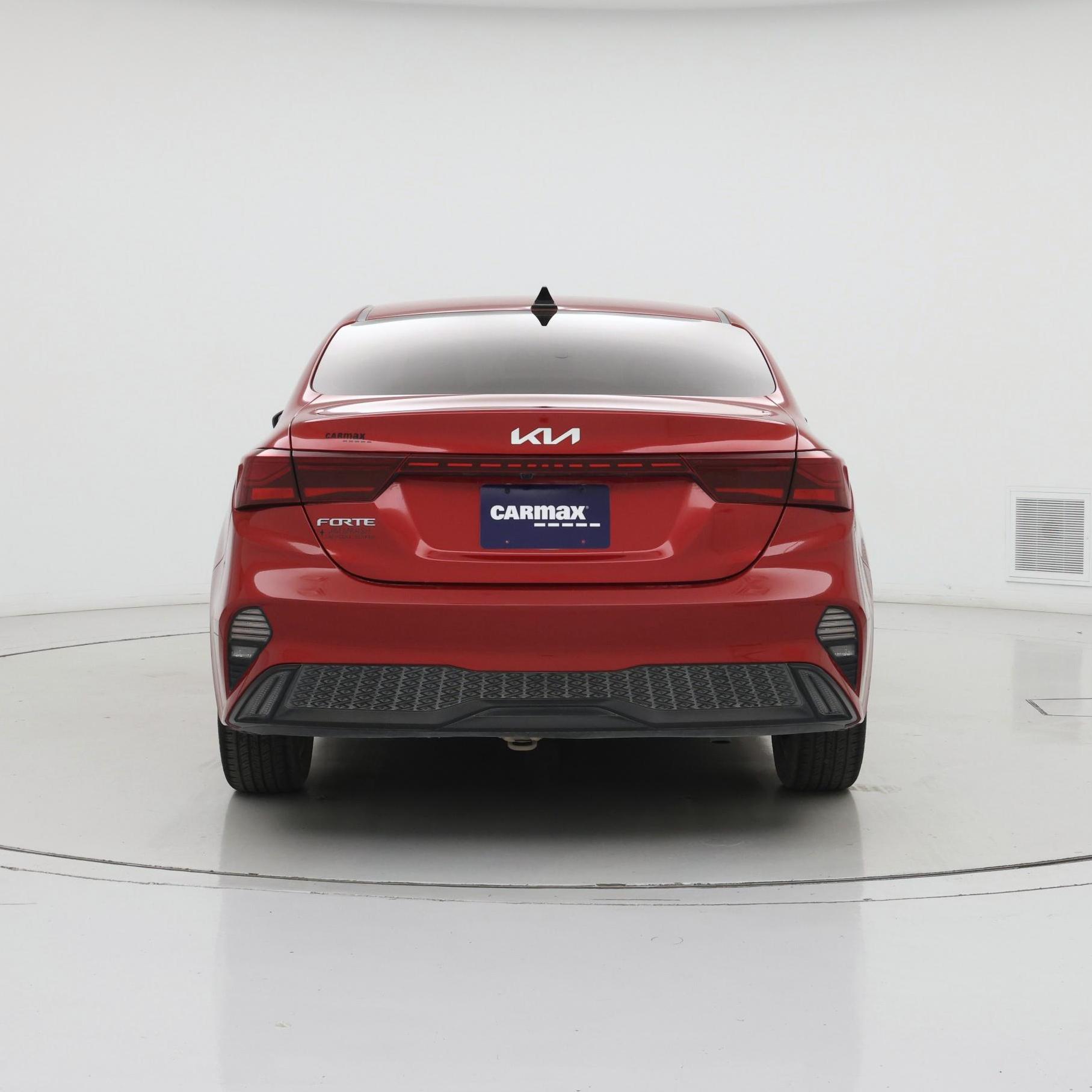 Thumbnail: 2023 Kia Forte - 6