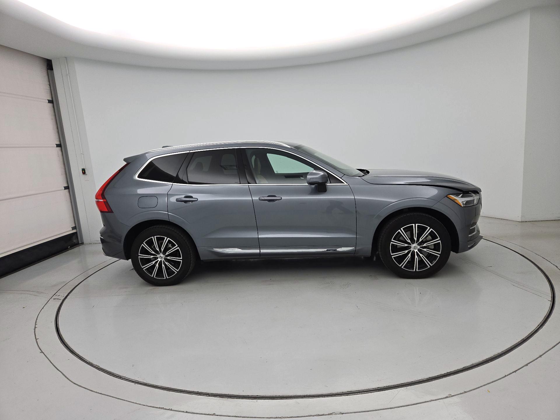 Thumbnail: 2020 Volvo XC60 - 4