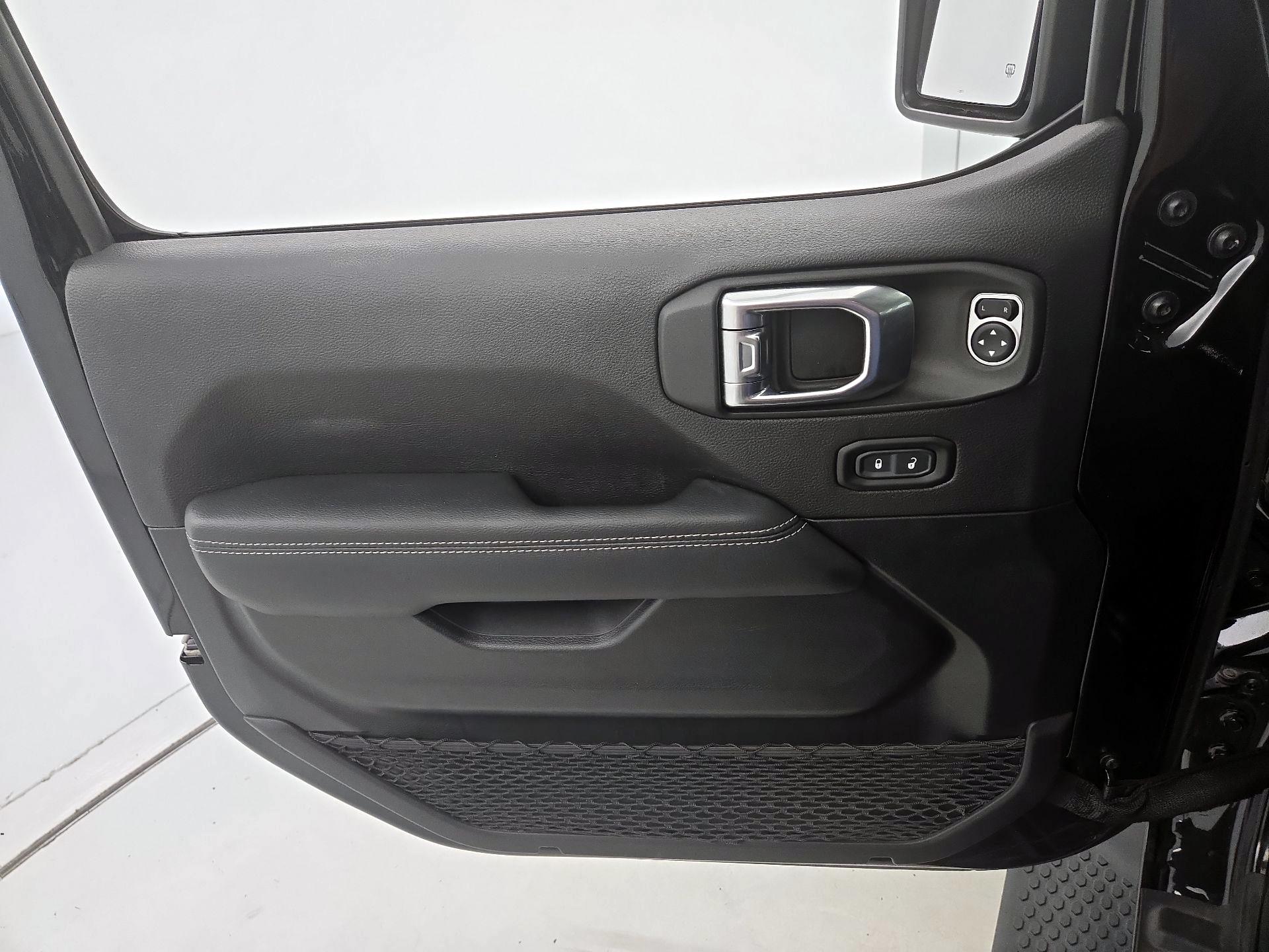 Thumbnail: 2023 Jeep Wrangler - 12