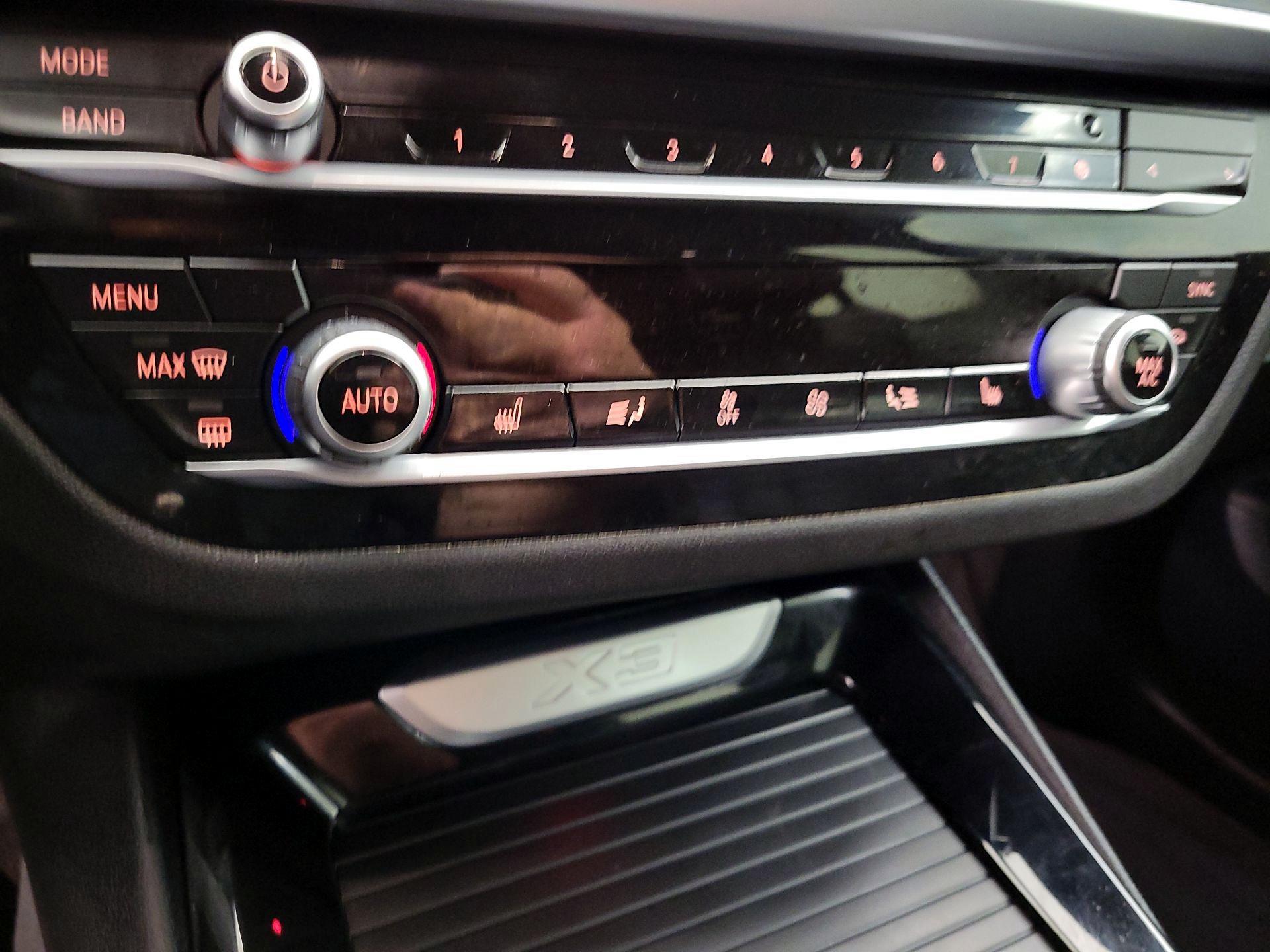 Thumbnail: 2019 BMW X3 - 14