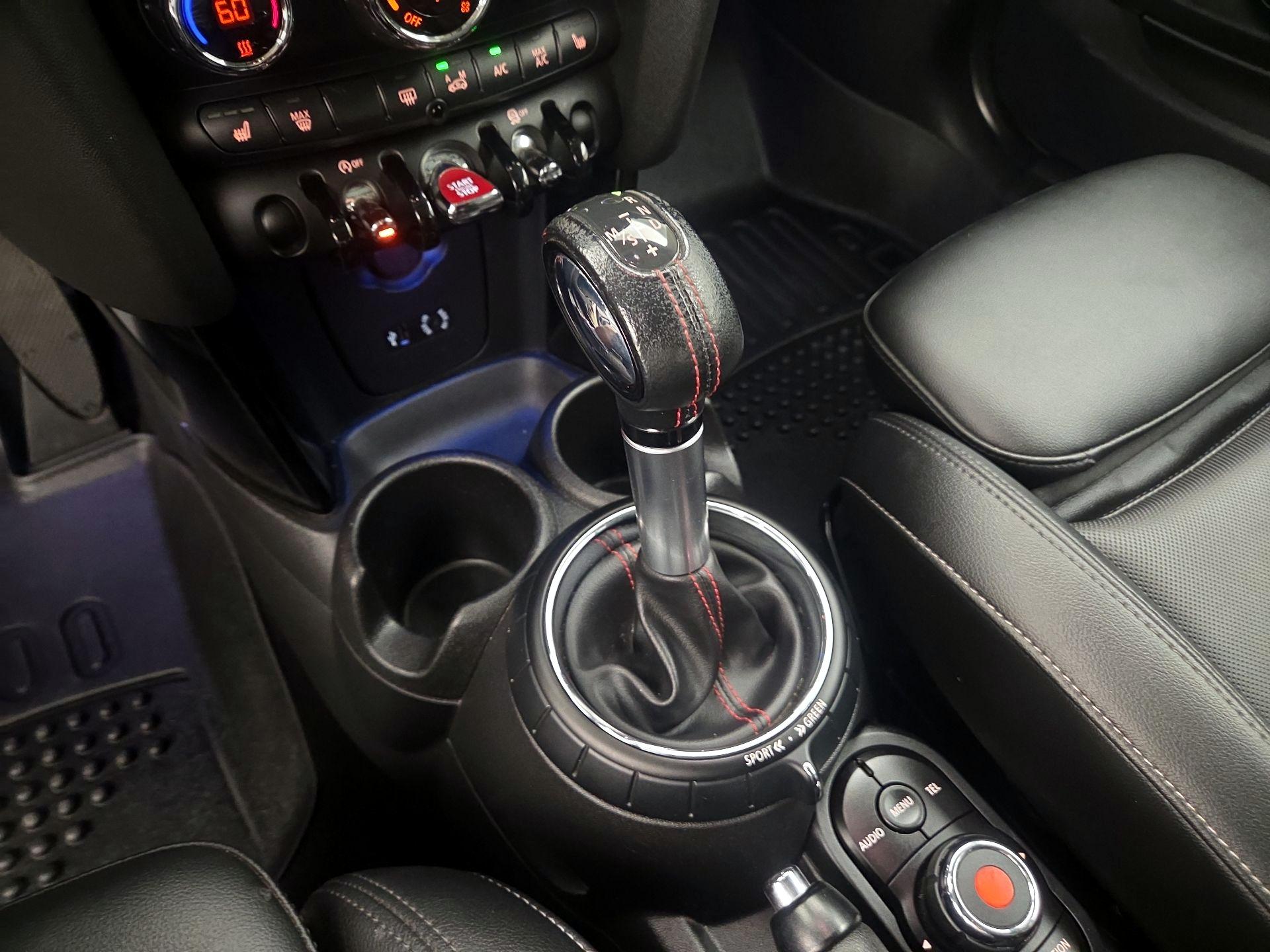 Thumbnail: 2016 MINI Cooper Hardtop - 16