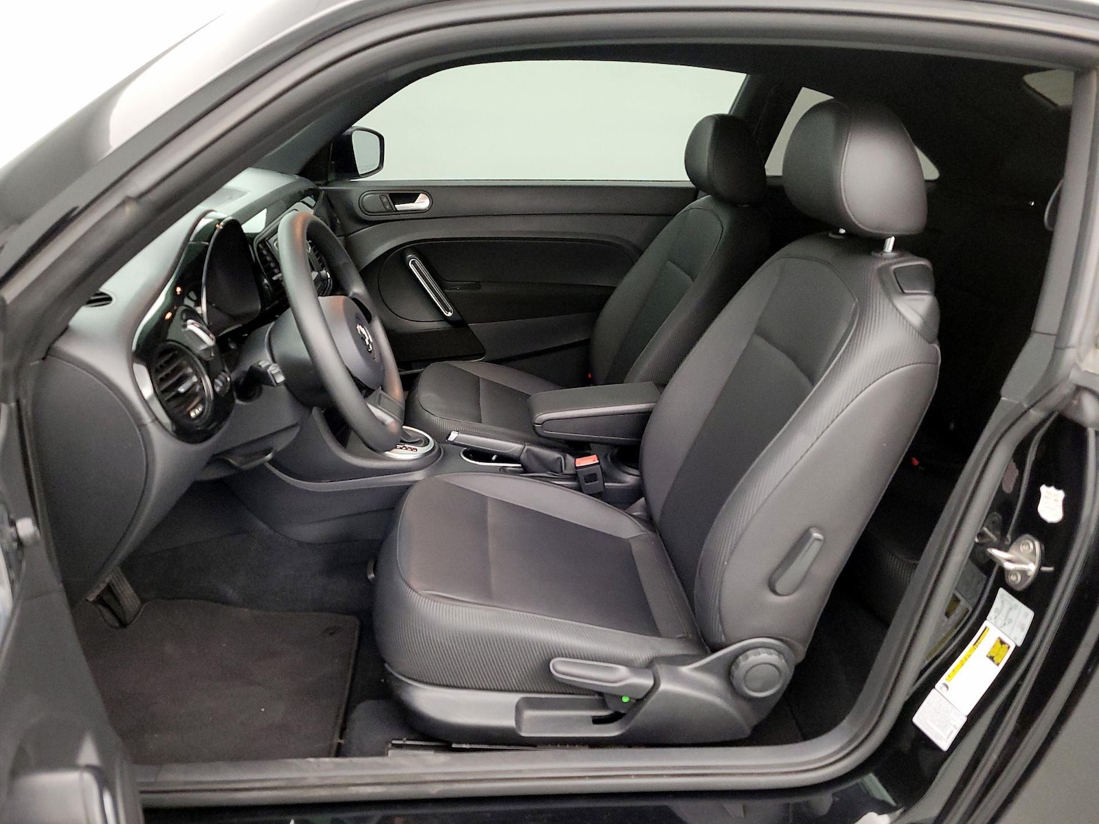 2016 Volkswagen Beetle S - Photo 12