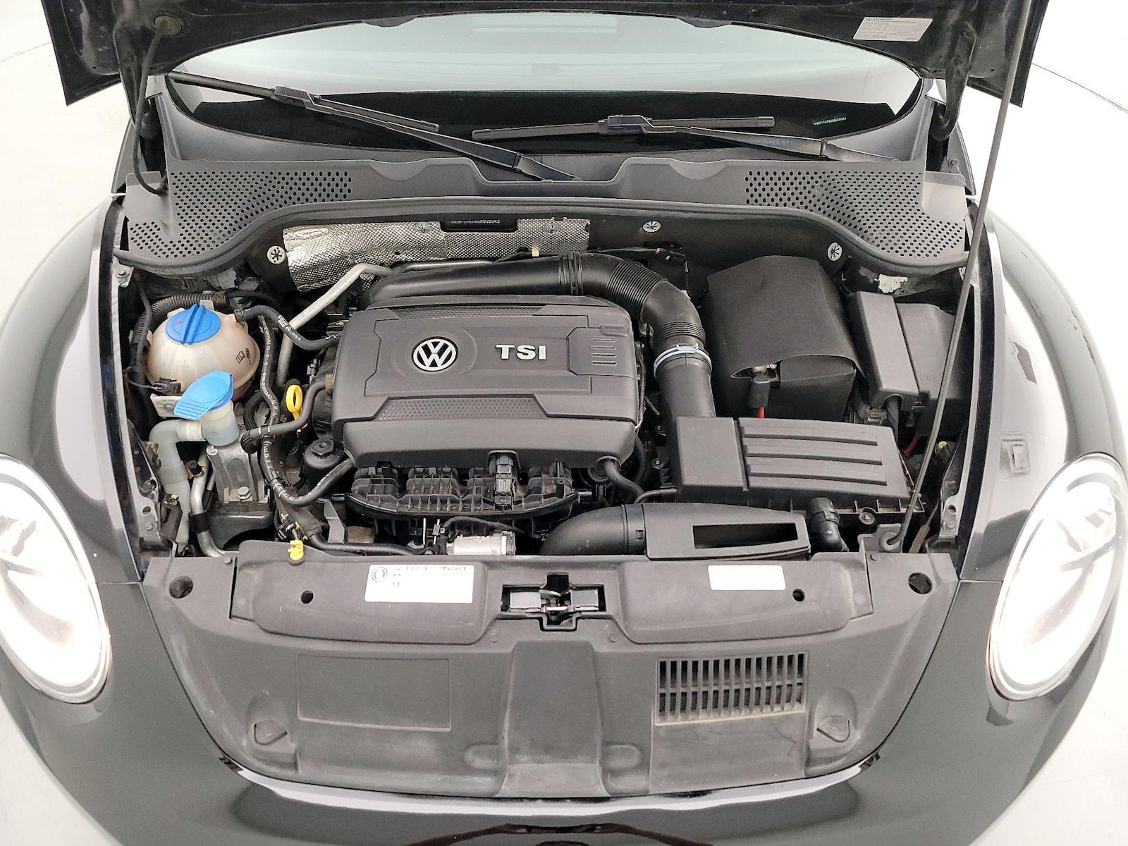 2016 Volkswagen Beetle S - Photo 21