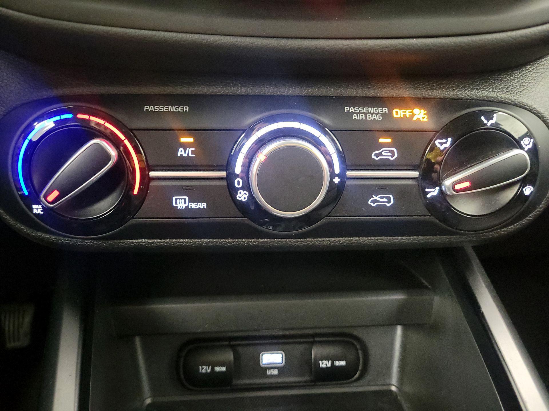 Thumbnail: 2025 Kia Soul - 16