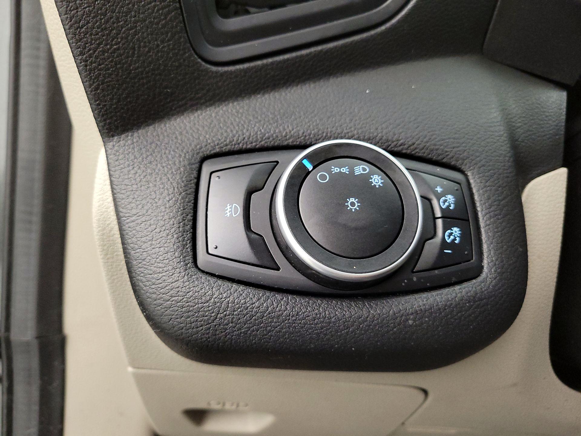 Thumbnail: 2016 Ford Escape - 13