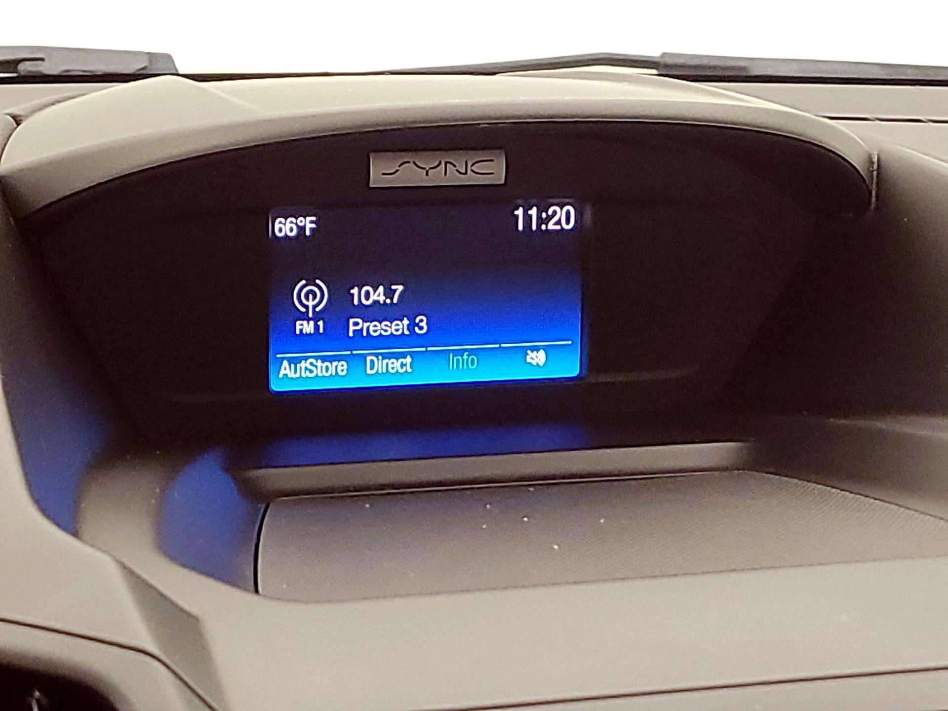 Thumbnail: 2016 Ford Escape - 15