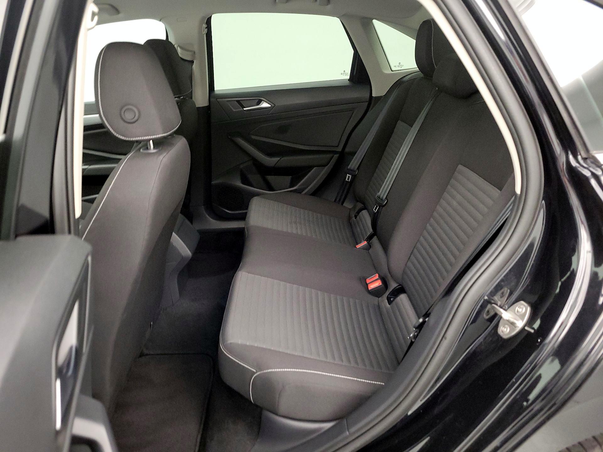 Thumbnail: 2025 Volkswagen Jetta - 19