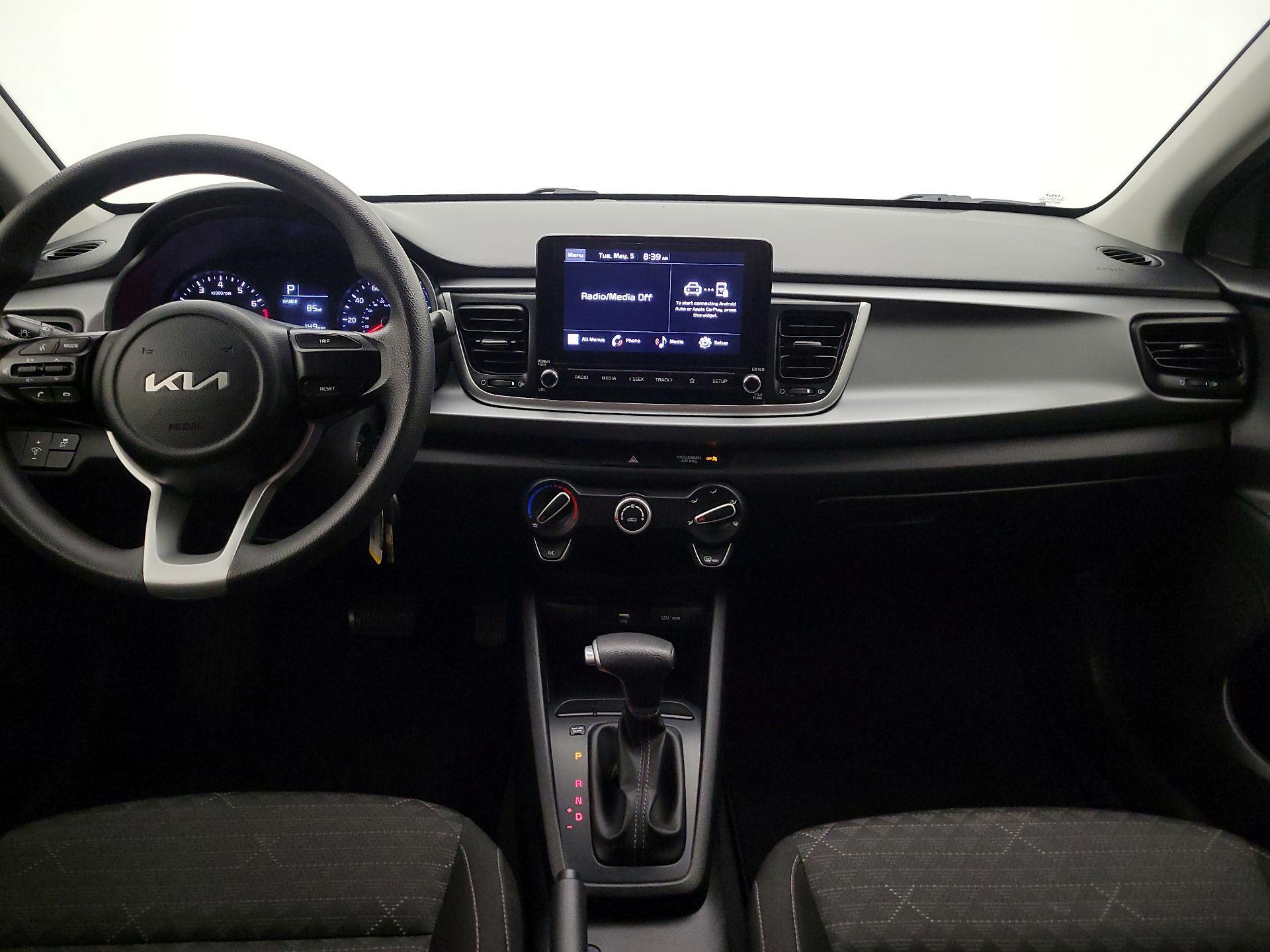 Thumbnail: 2022 Kia Rio - 9