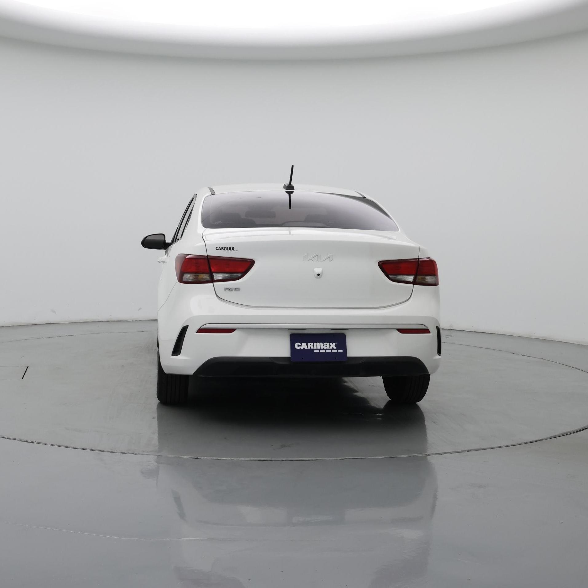Thumbnail: 2022 Kia Rio - 6