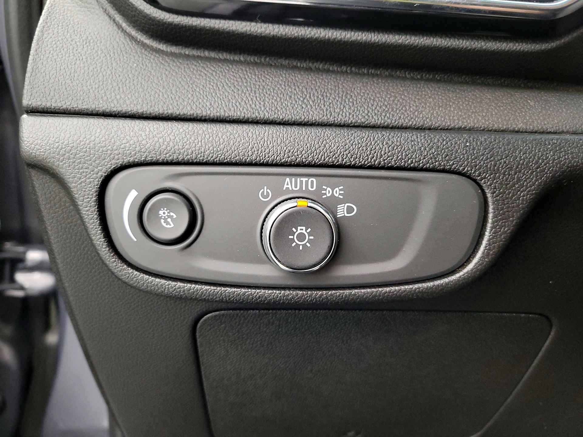 Thumbnail: 2023 Chevrolet Bolt EV - 13