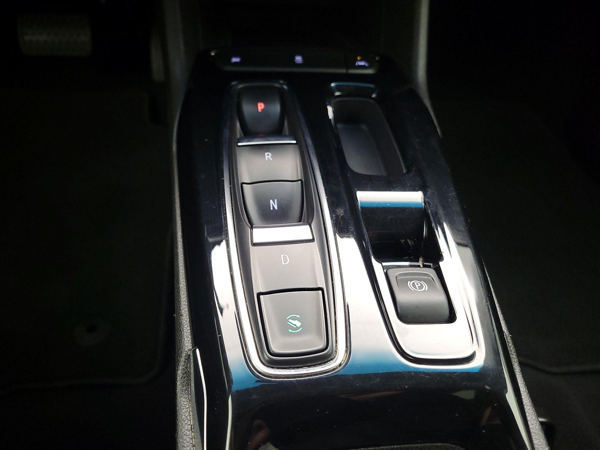 Thumbnail: 2023 Chevrolet Bolt EV - 17