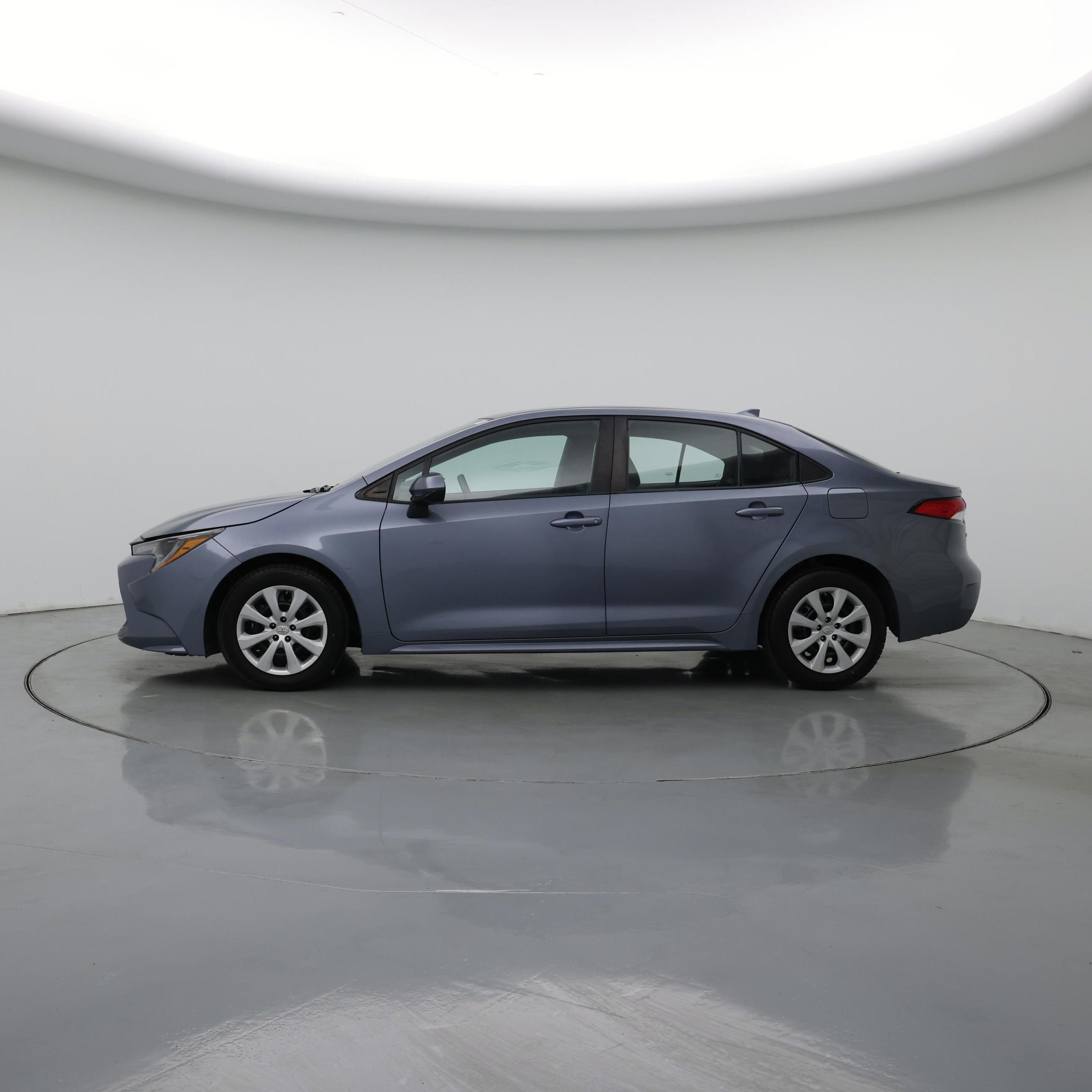 Thumbnail: 2021 Toyota Corolla - 3