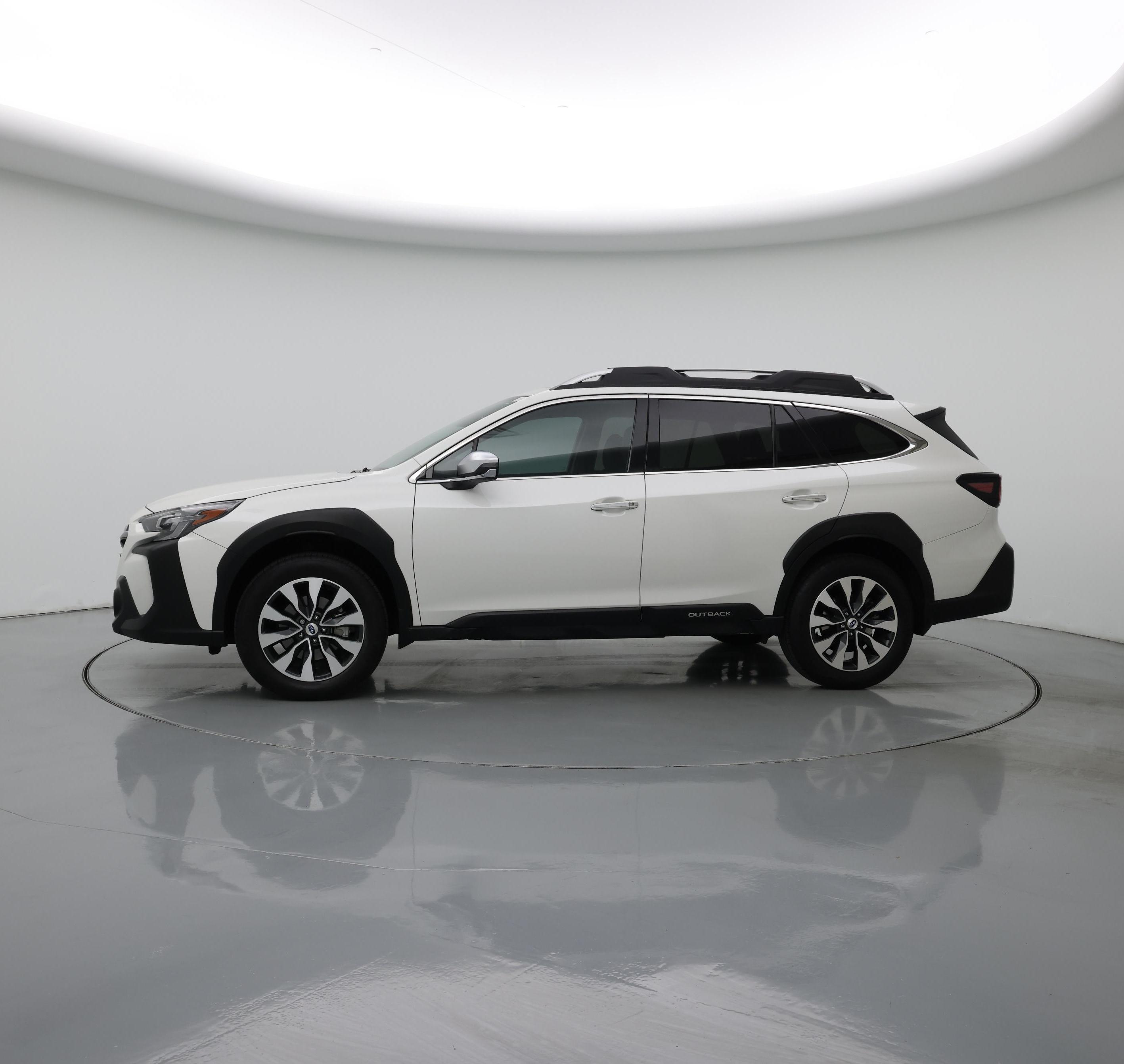 Thumbnail: 2023 Subaru Outback - 3