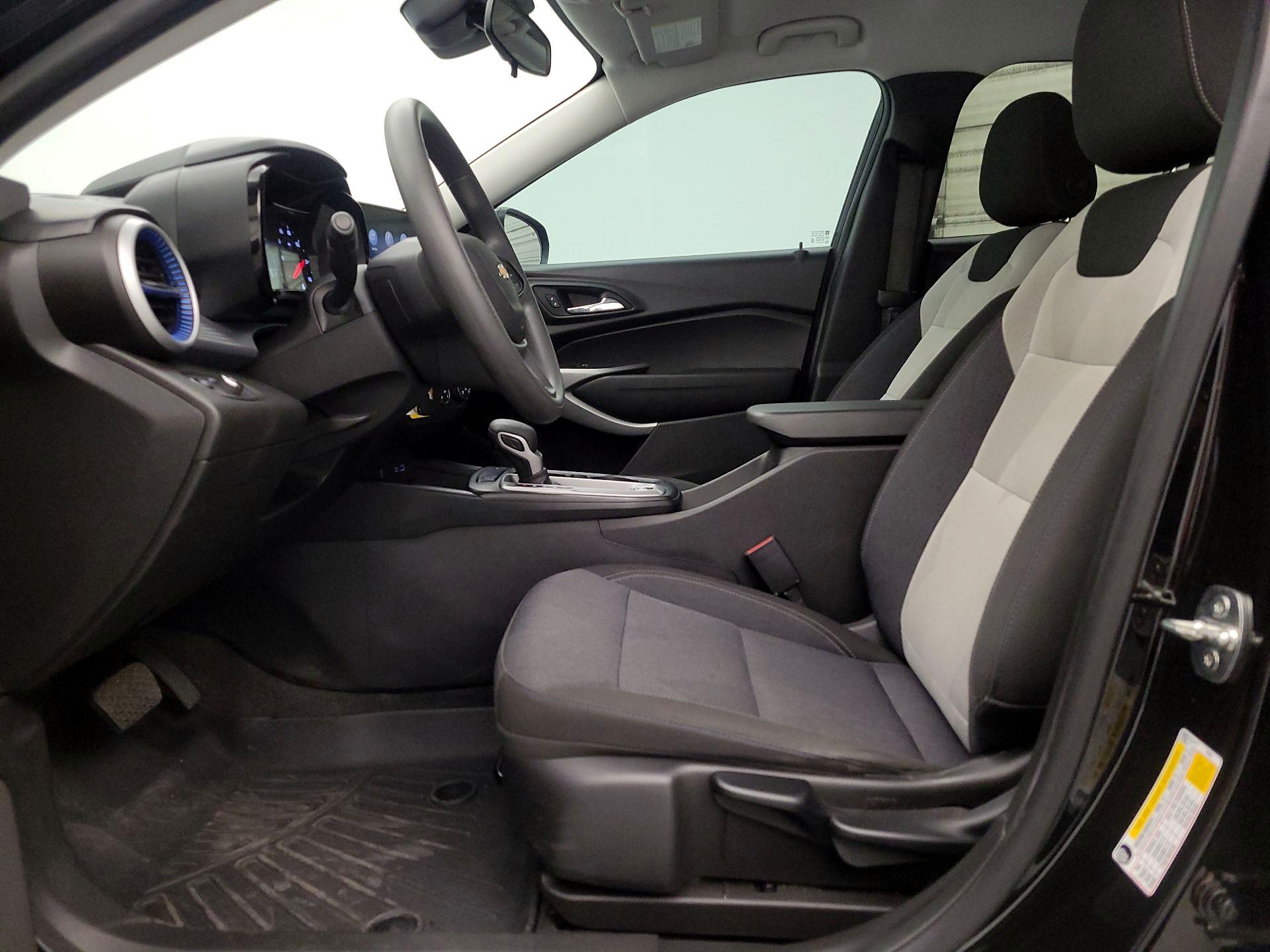 Thumbnail: 2024 Chevrolet Trax - 11