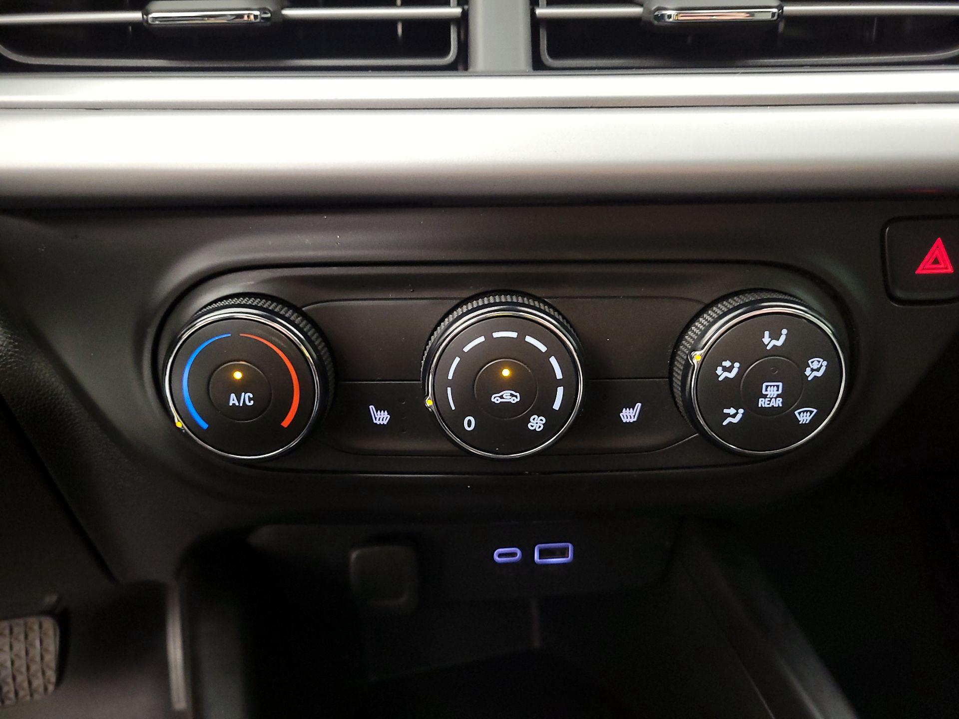 Thumbnail: 2024 Chevrolet Trax - 16