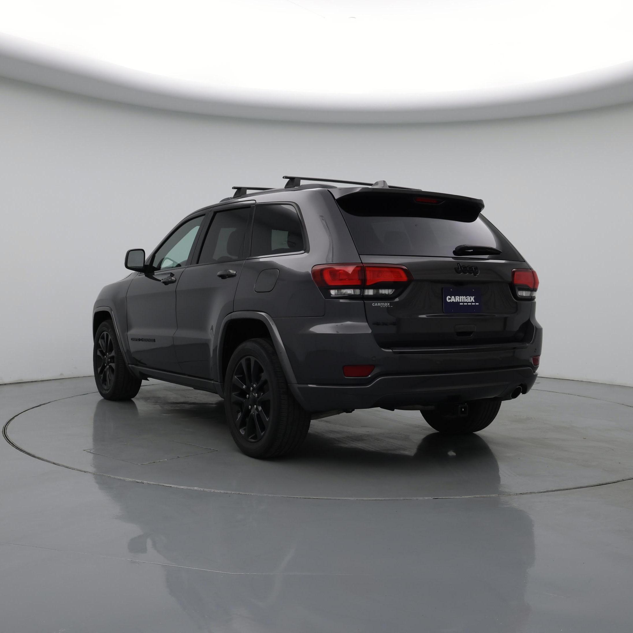 Thumbnail: 2018 Jeep Grand Cherokee - 2