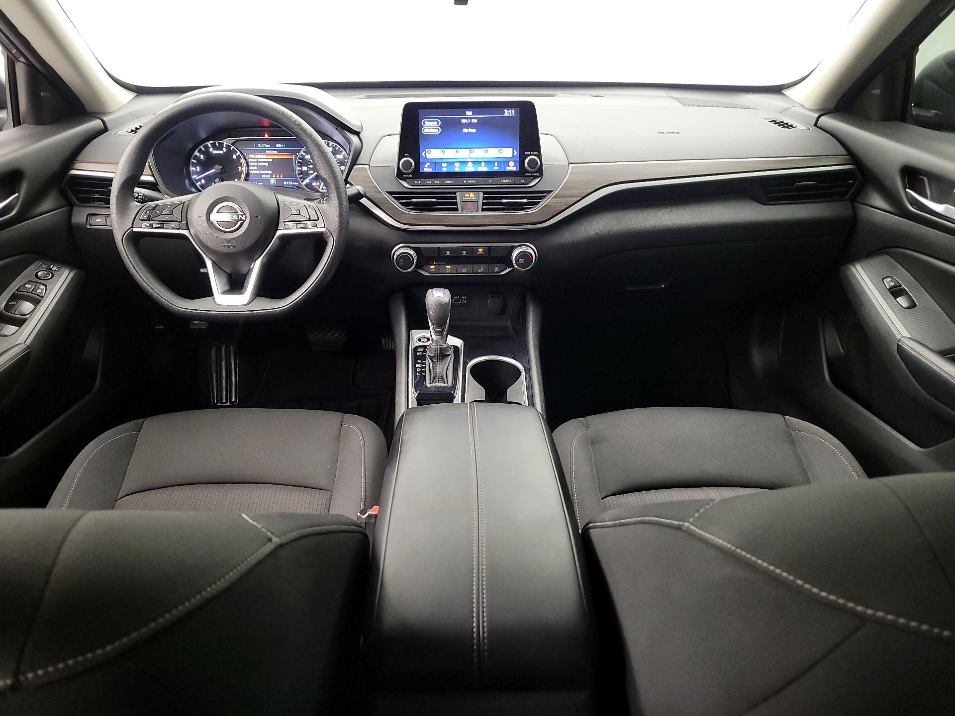 Thumbnail: 2024 Nissan Altima - 9