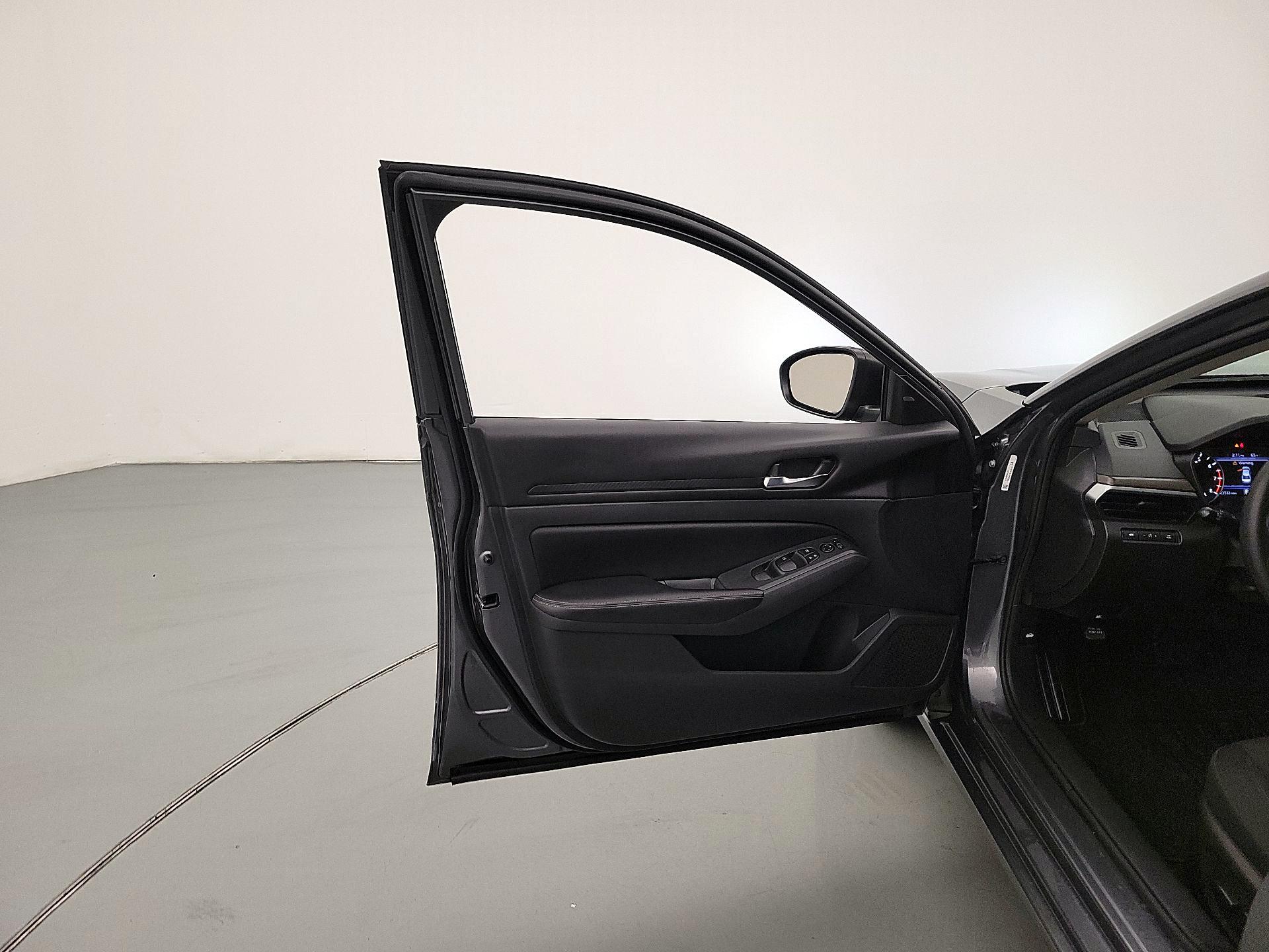 Thumbnail: 2024 Nissan Altima - 12