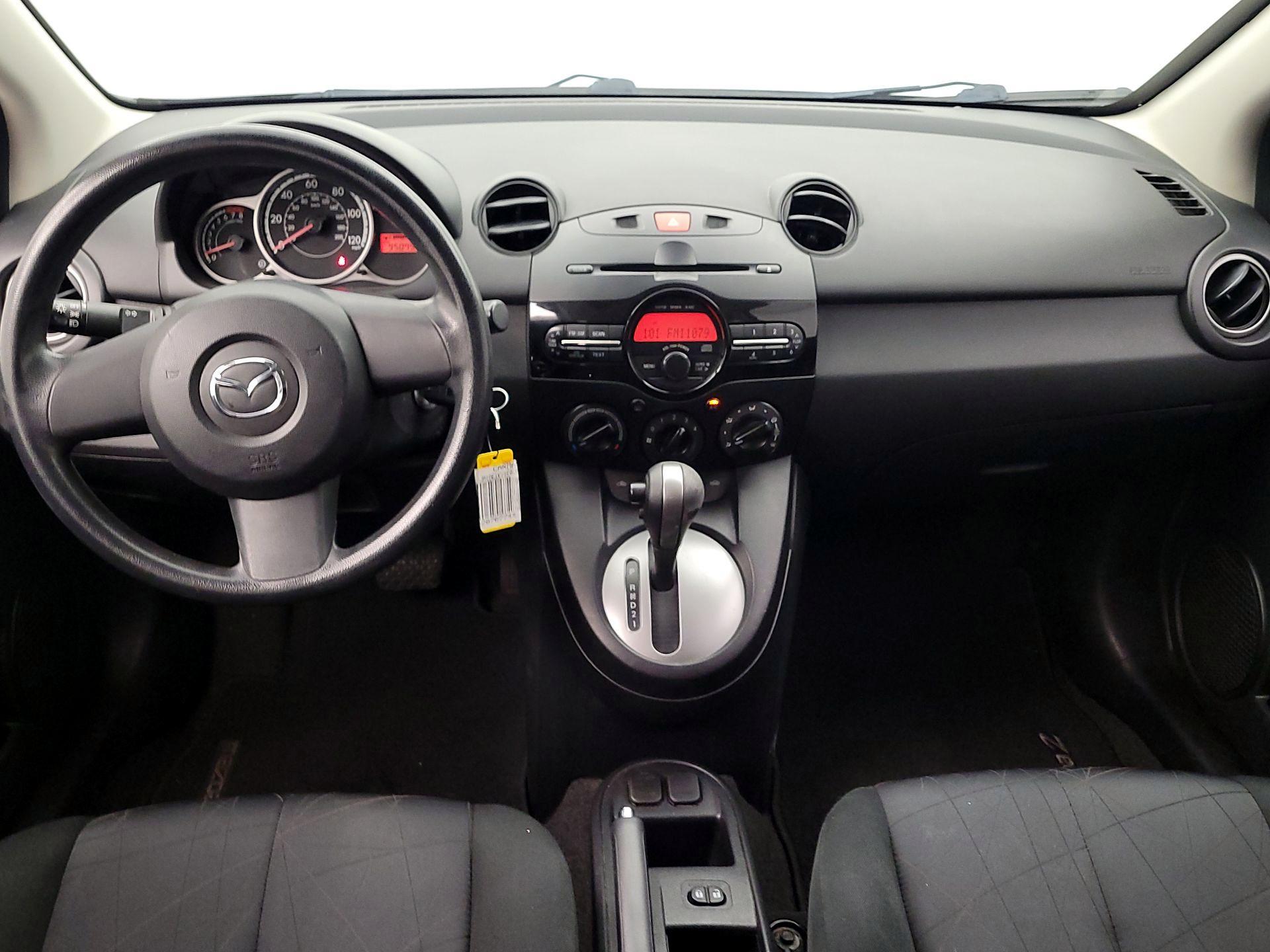 Thumbnail: 2014 Mazda Mazda2 - 9