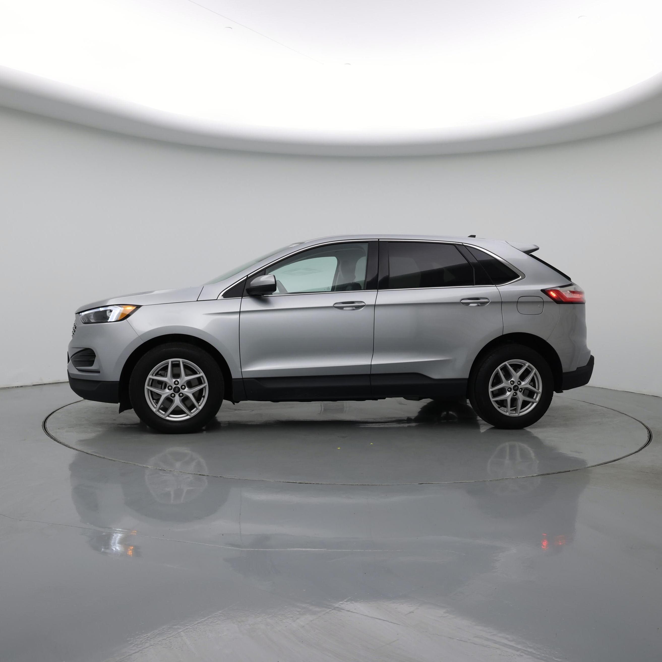 Thumbnail: 2024 Ford Edge - 3