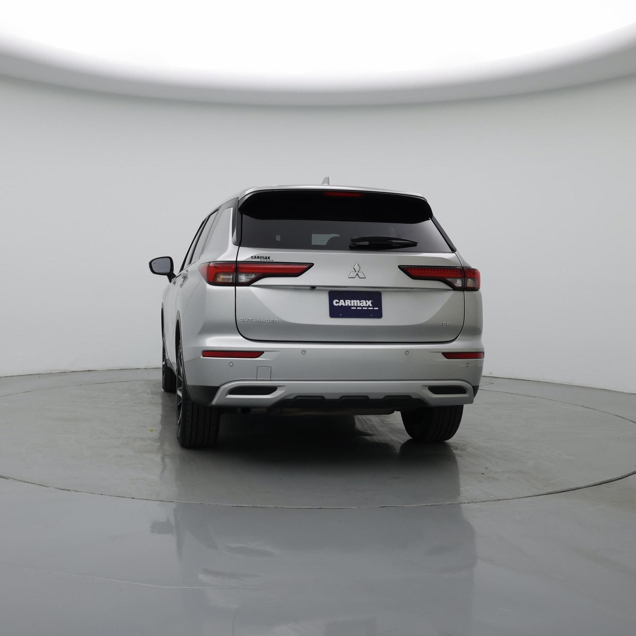 Thumbnail: 2024 Mitsubishi Outlander - 6
