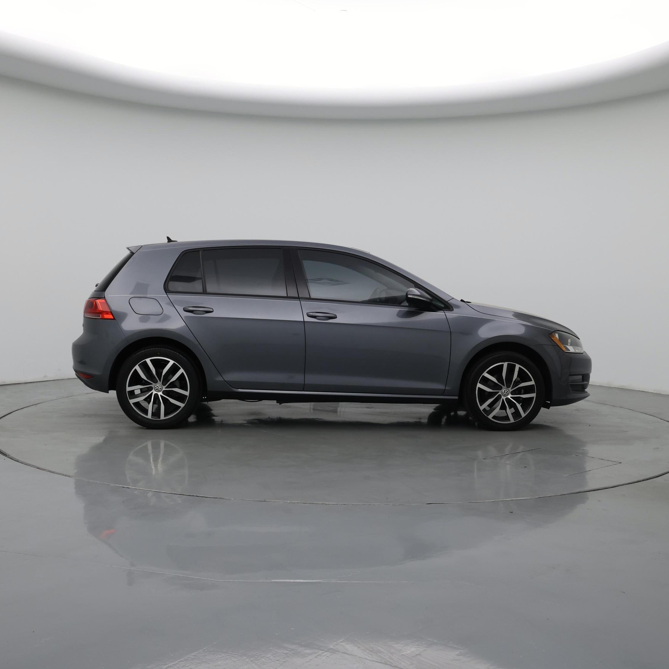Thumbnail: 2016 Volkswagen Golf - 7