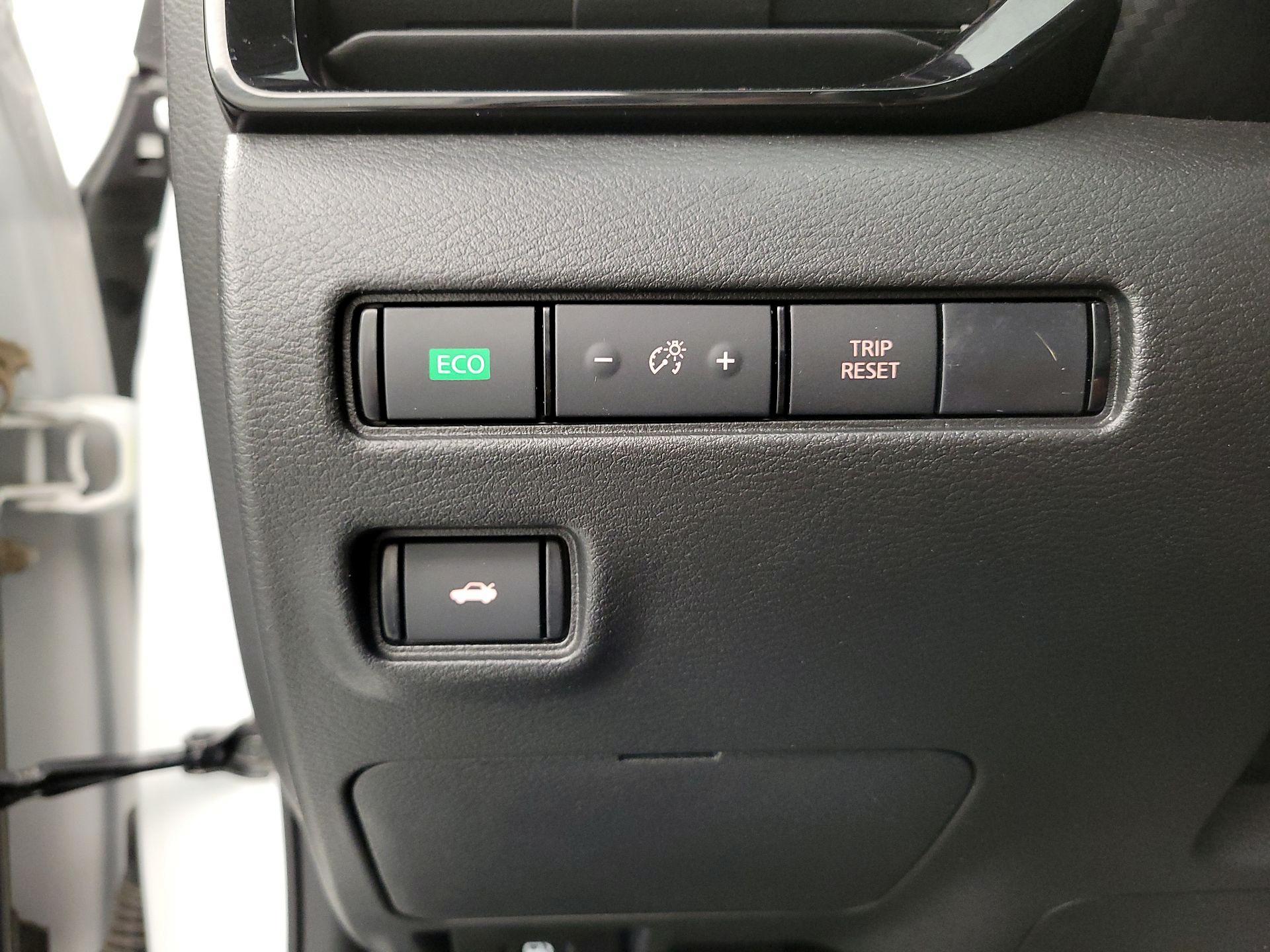 Thumbnail: 2021 Nissan Sentra - 13